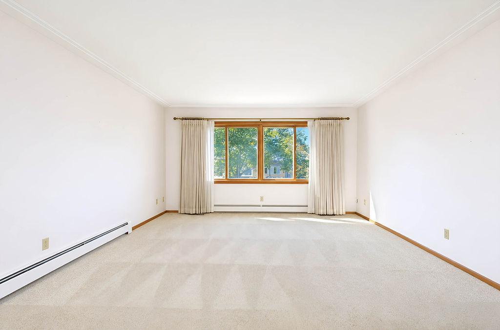 1968 single family home for sale at 2844 NE Longfellow Road N in Fargo, ND — 3 bed, 3 bath (photo 17 of 44)