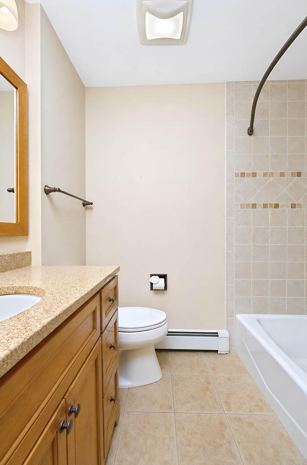 1968 single family home for sale at 2844 NE Longfellow Road N in Fargo, ND — 3 bed, 3 bath (photo 29 of 44)