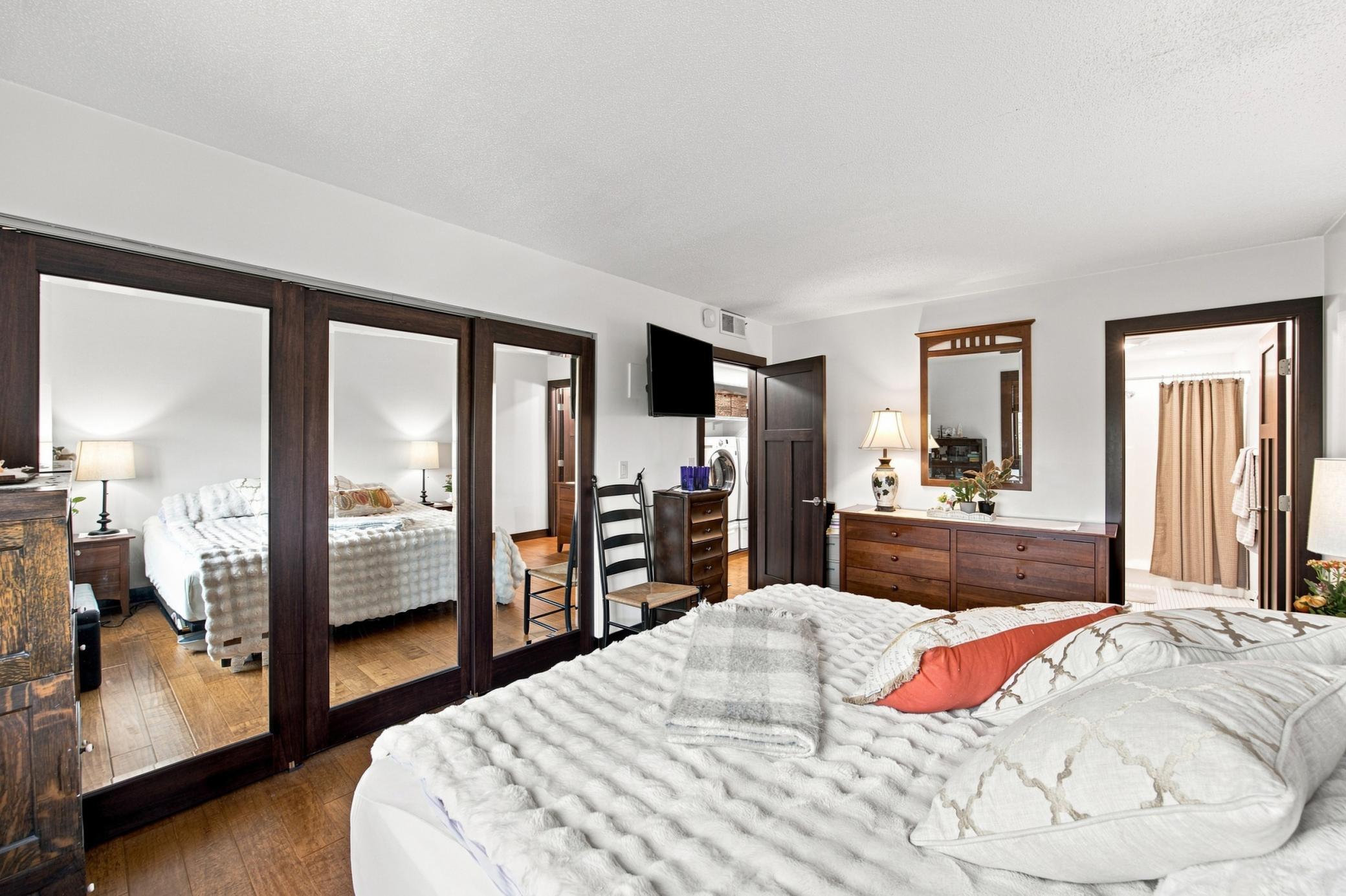 1978 condo for sale at 105 3rd Street N, Unit 508 in Moorhead, MN — 2 bed, 2 bath (photo 19 of 36)