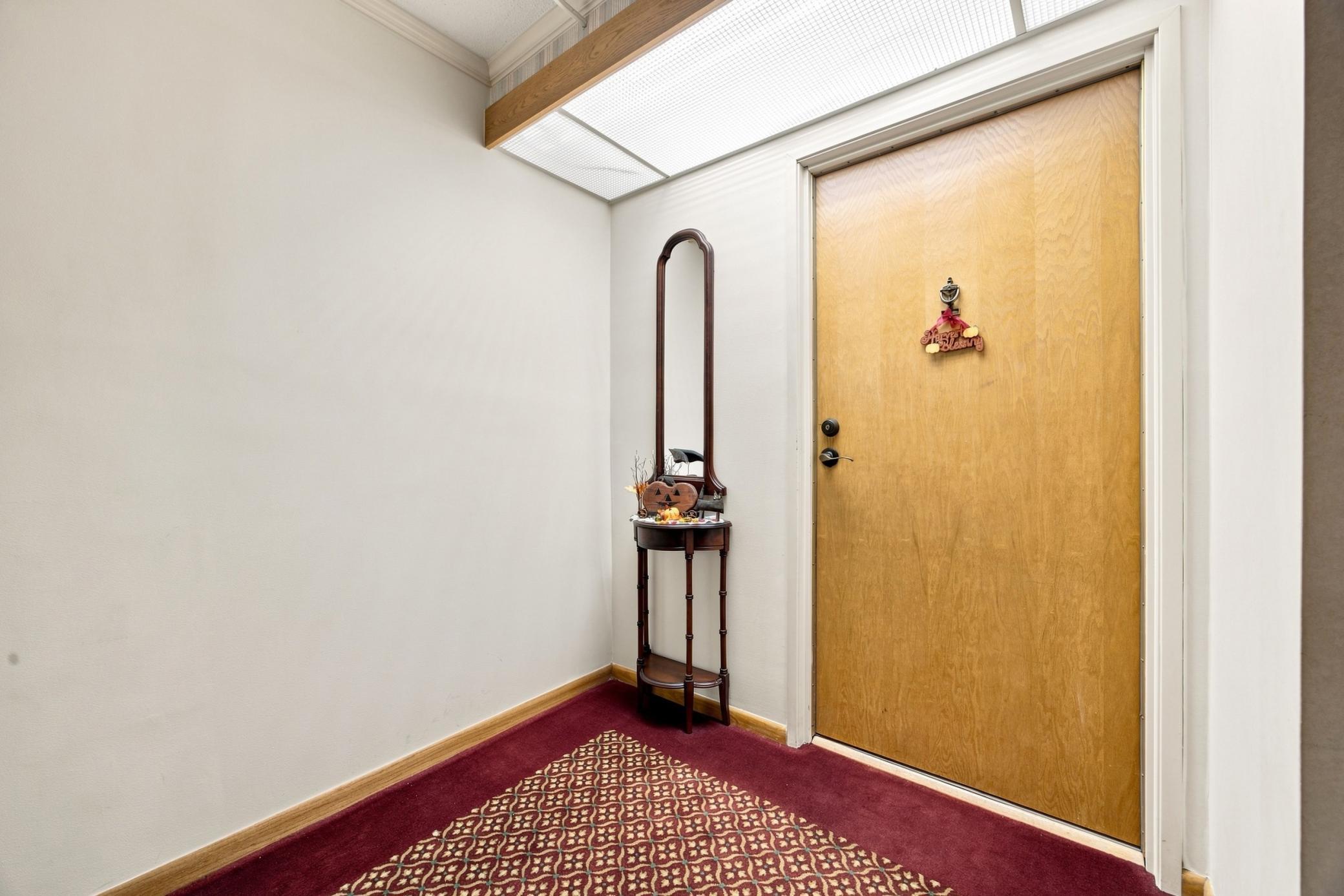 1978 condo for sale at 105 3rd Street N, Unit 508 in Moorhead, MN — 2 bed, 2 bath (photo 3 of 36)