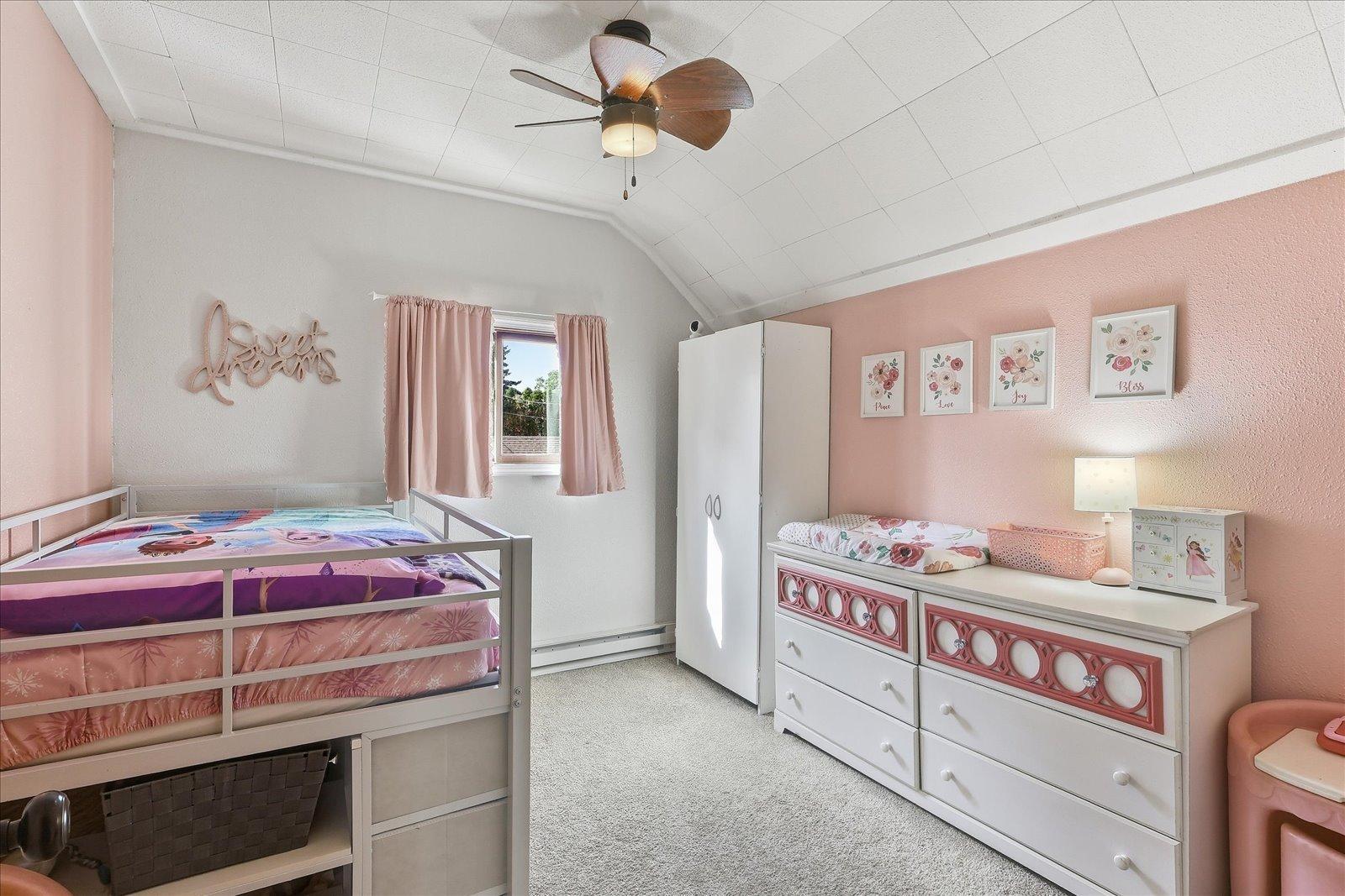 1900 single family home for sale at 521 N 8th Street in Brainerd, MN — 4 bed, 1 bath (photo 16 of 24)
