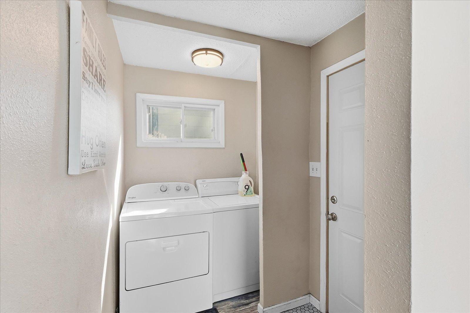 1900 single family home for sale at 521 N 8th Street in Brainerd, MN — 4 bed, 1 bath (photo 17 of 24)