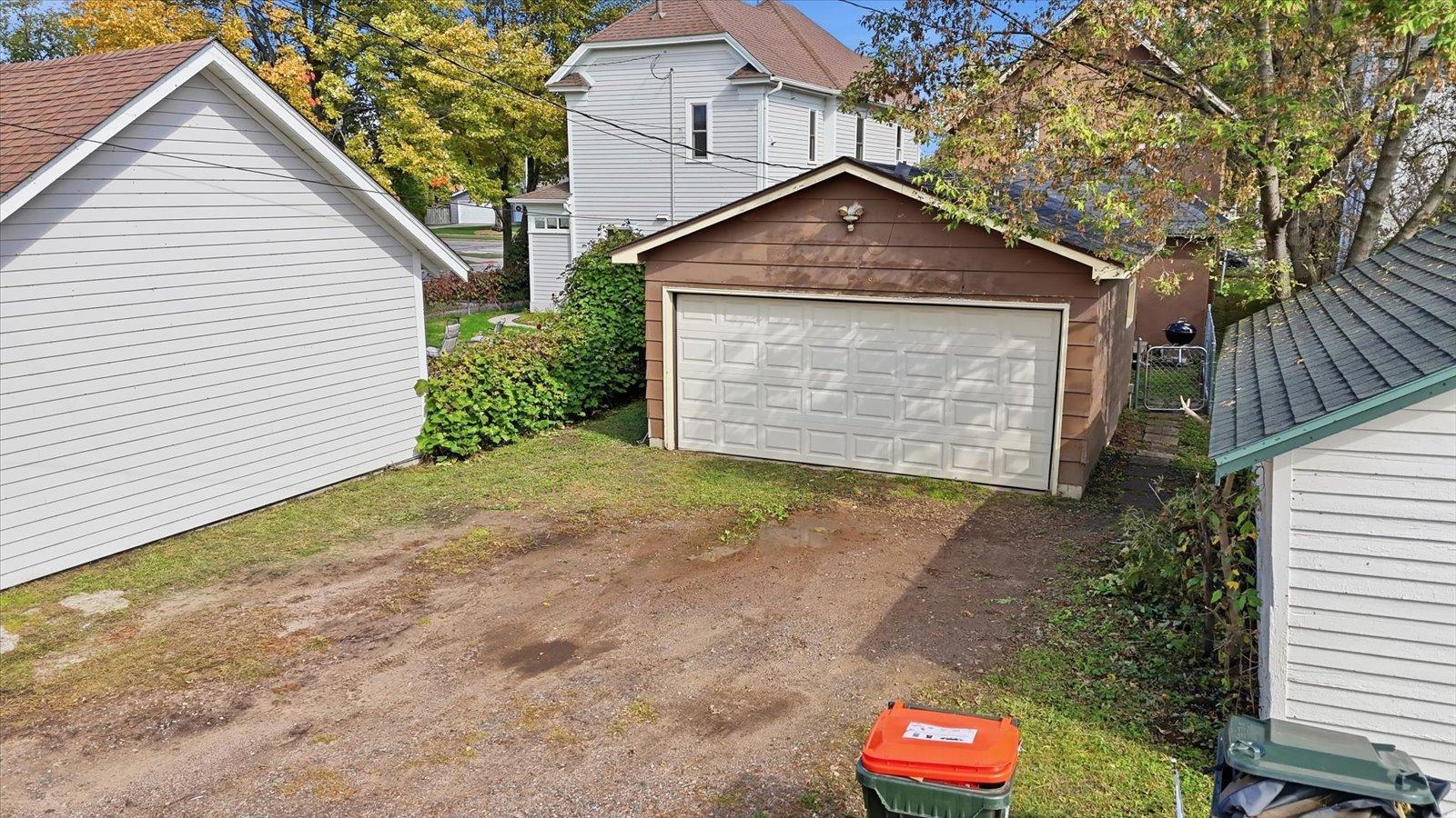1900 single family home for sale at 521 N 8th Street in Brainerd, MN — 4 bed, 1 bath (photo 19 of 24)
