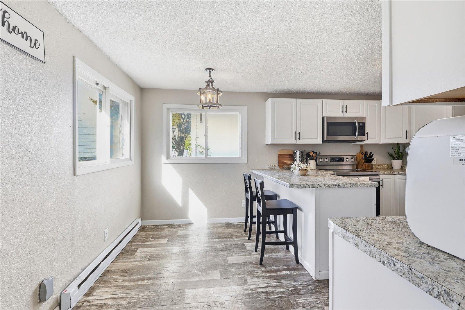 1900 single family home for sale at 521 N 8th Street in Brainerd, MN — 4 bed, 1 bath (photo 8 of 24)