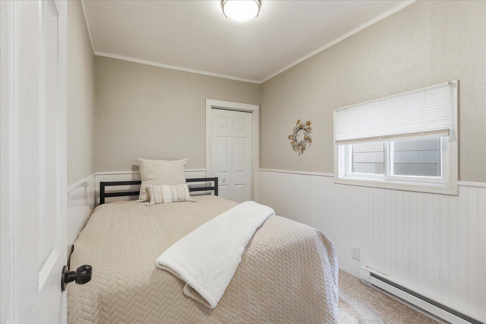 1900 single family home for sale at 521 N 8th Street in Brainerd, MN — 4 bed, 1 bath (photo 9 of 24)