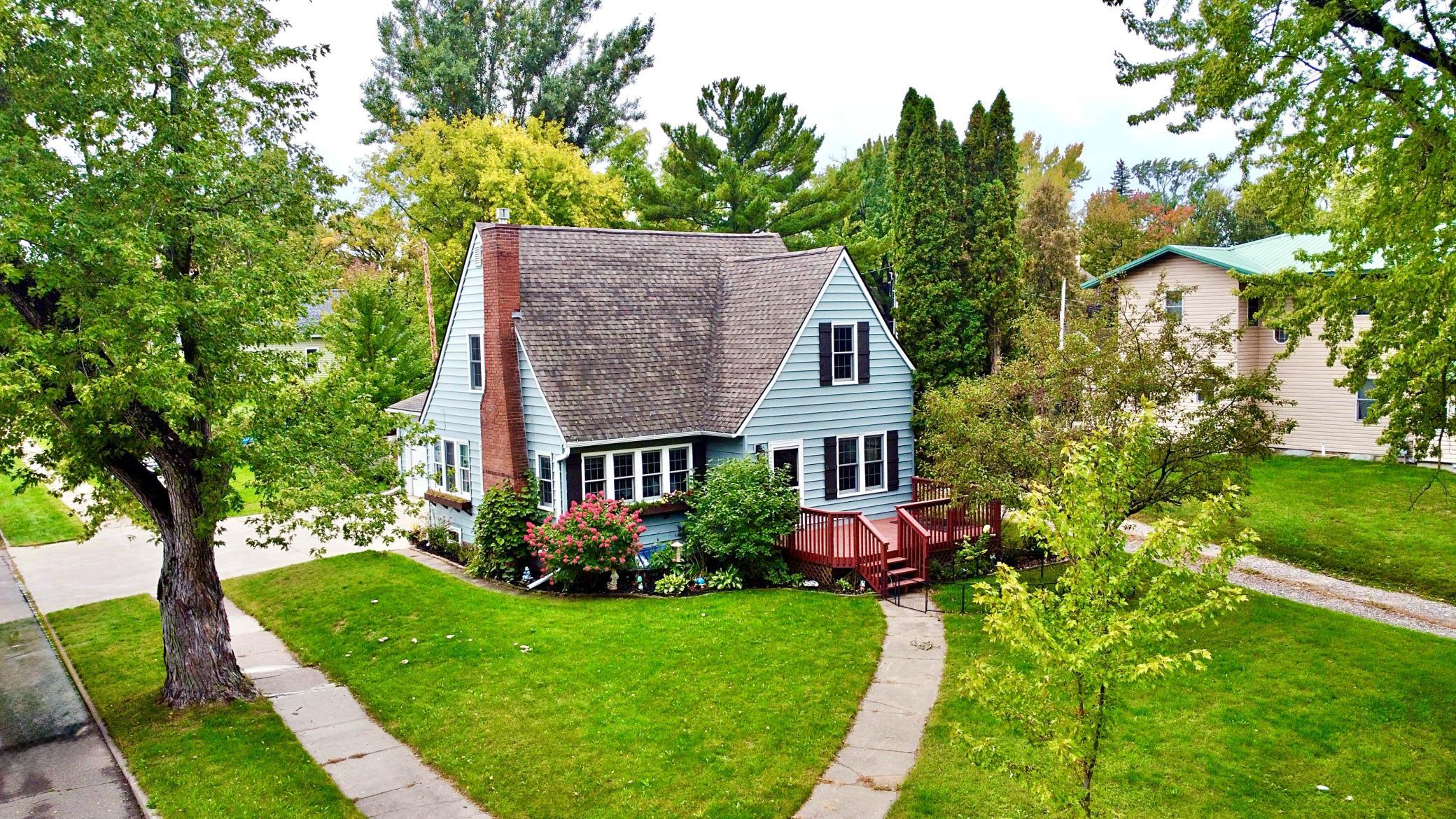 1937 single family home for sale at 21 1st Street SE in Aitkin, MN — 4 bed, 3 bath