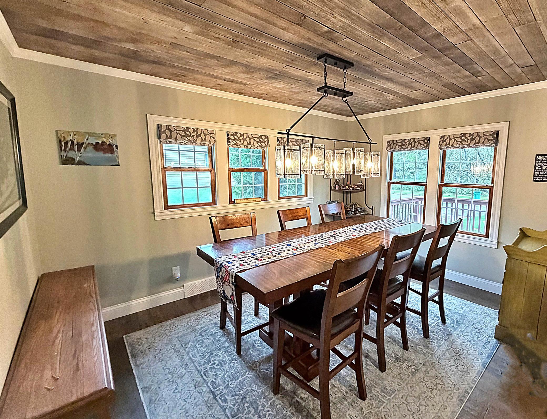 1937 single family home for sale at 21 1st Street SE in Aitkin, MN — 4 bed, 3 bath (photo 5 of 26)