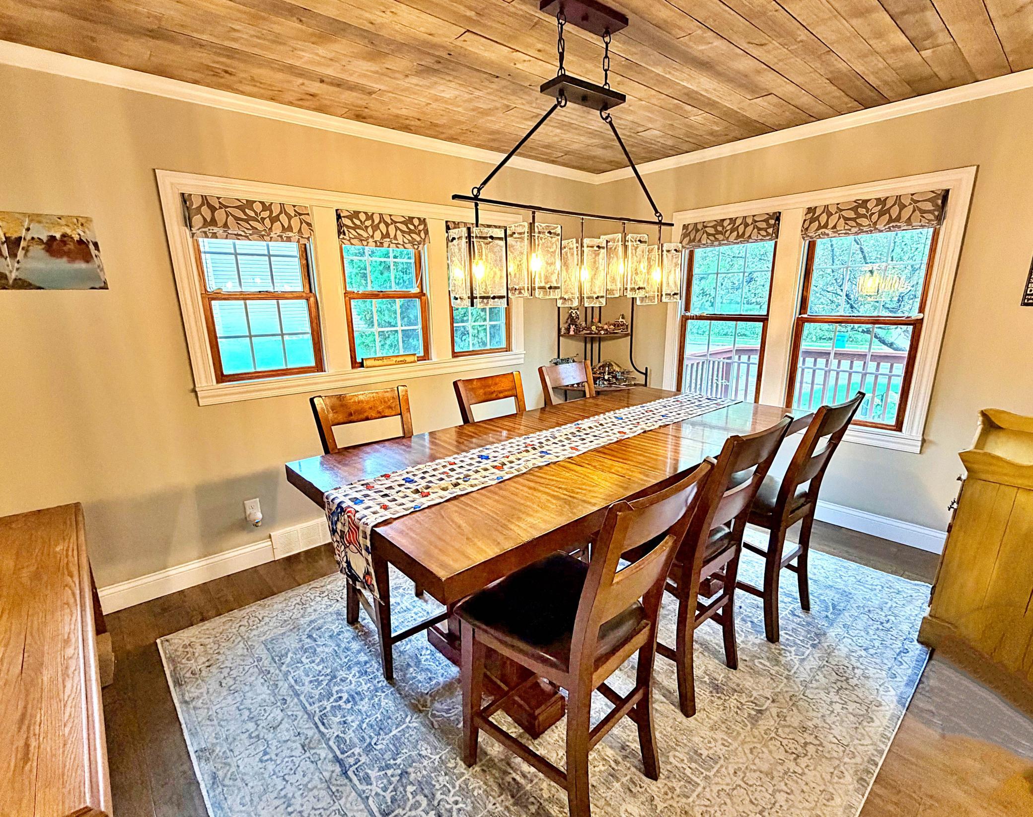 1937 single family home for sale at 21 1st Street SE in Aitkin, MN — 4 bed, 3 bath (photo 10 of 26)