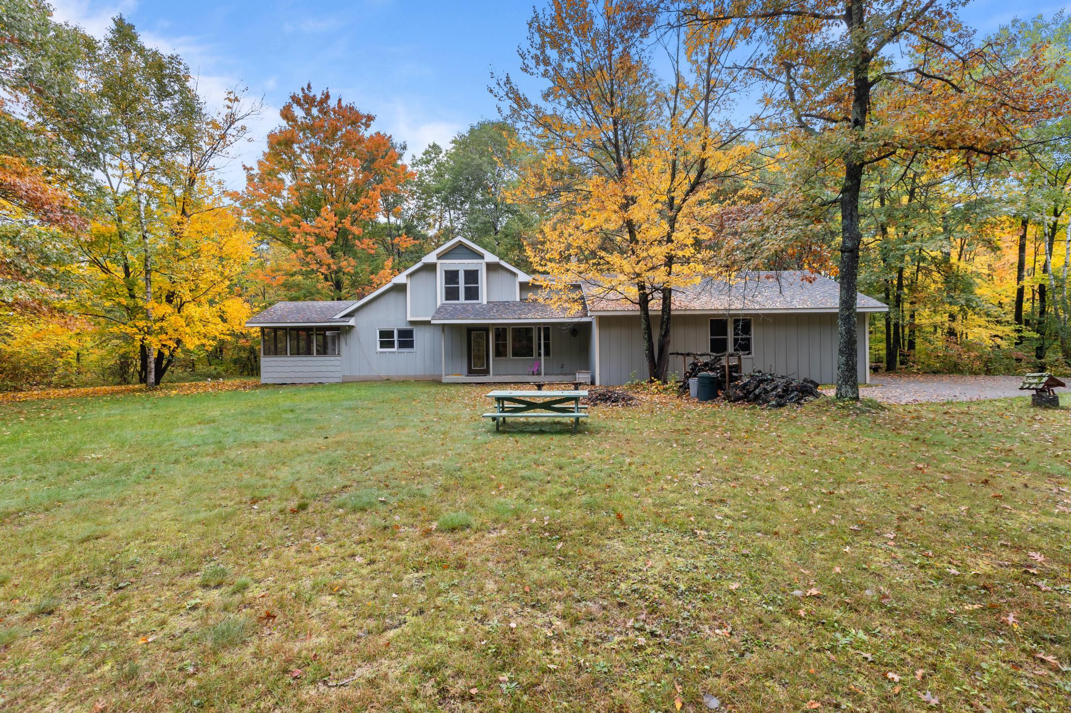 2010 single family home for sale at 27499 W Twin Lake Drive in Pequot Lakes, MN — 3 bed, 2 bath (photo 2 of 47)