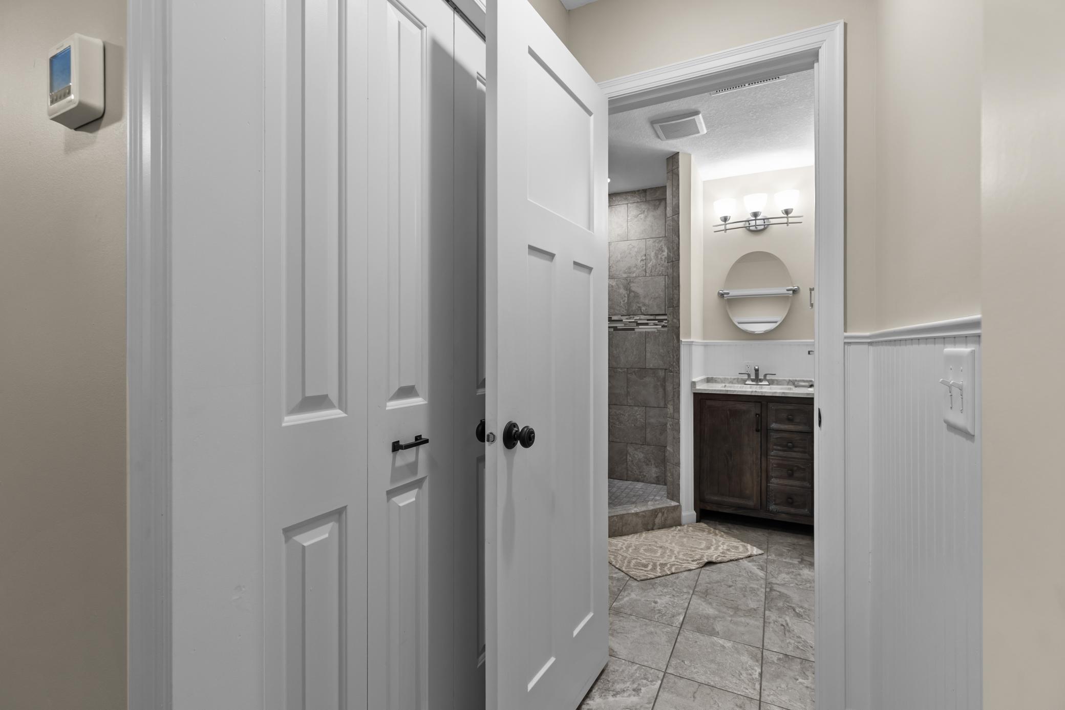 2010 single family home for sale at 27499 W Twin Lake Drive in Pequot Lakes, MN — 3 bed, 2 bath (photo 21 of 47)