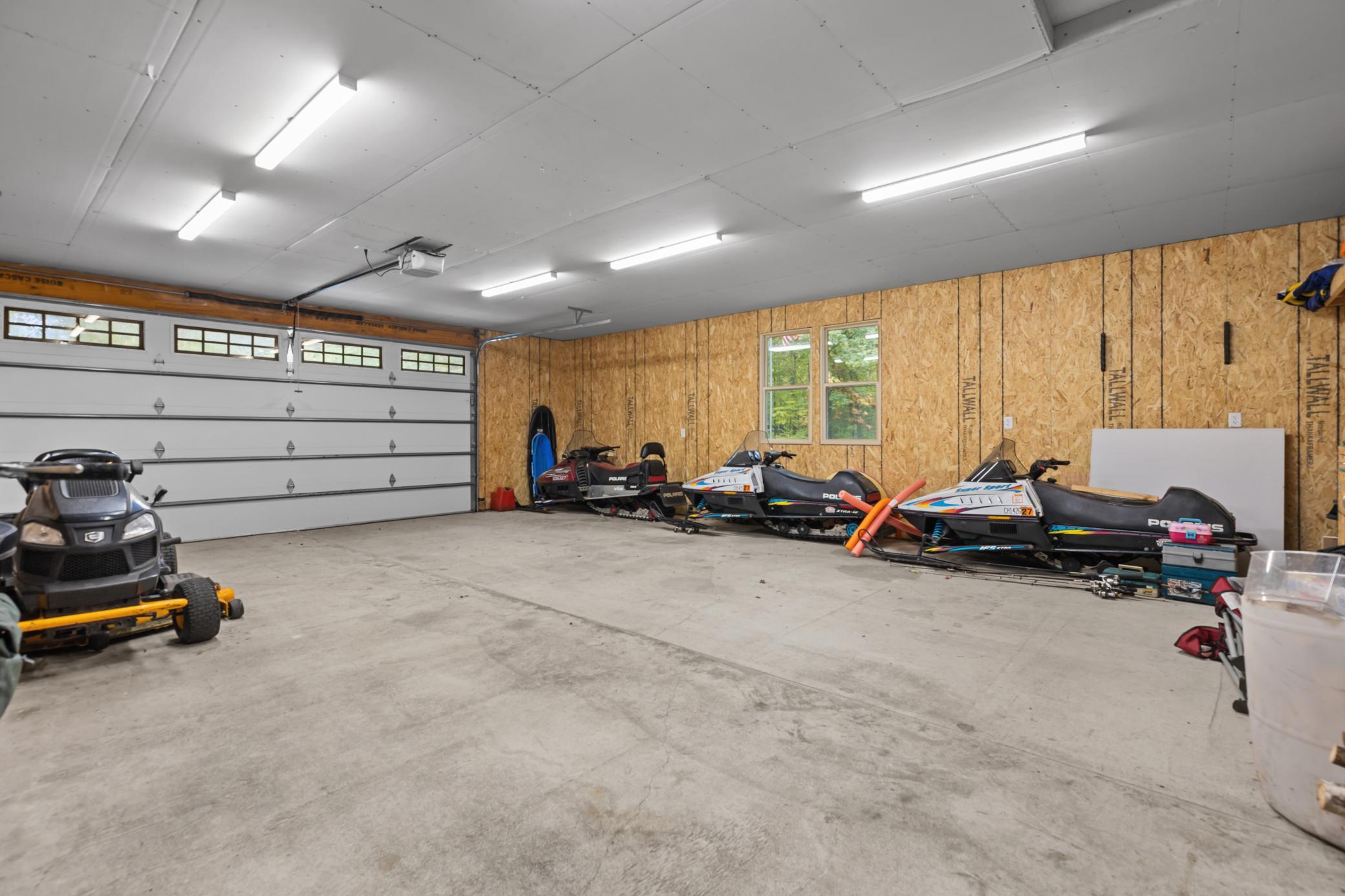 2010 single family home for sale at 27499 W Twin Lake Drive in Pequot Lakes, MN — 3 bed, 2 bath (photo 33 of 47)
