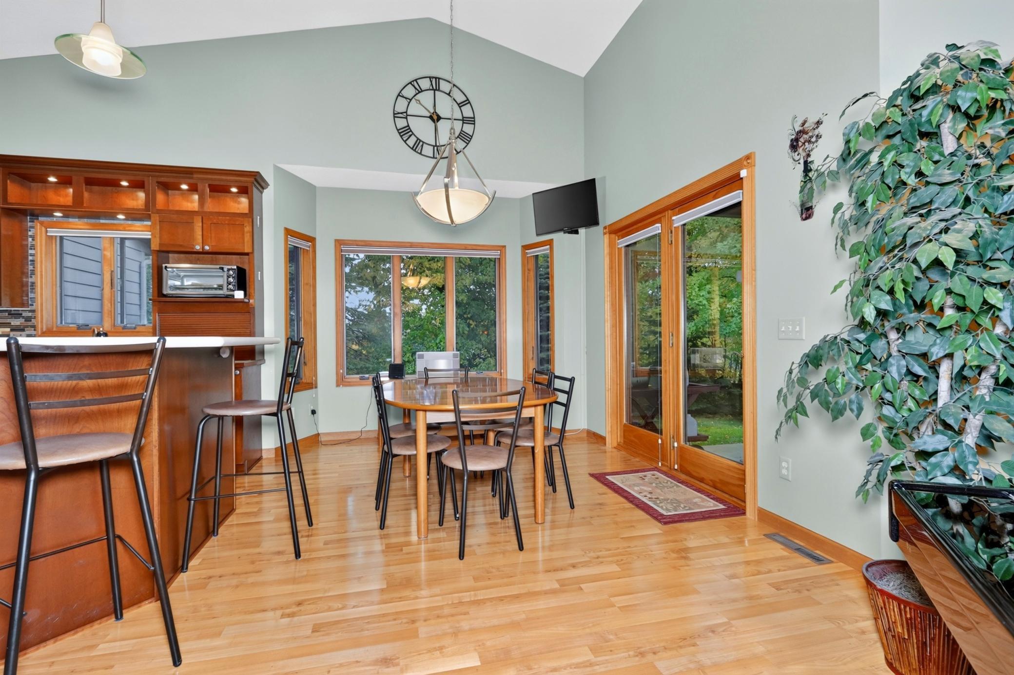 2004 single family home for sale at 119 Eagle Drive in Coleraine, MN — 4 bed, 4 bath (photo 16 of 68)