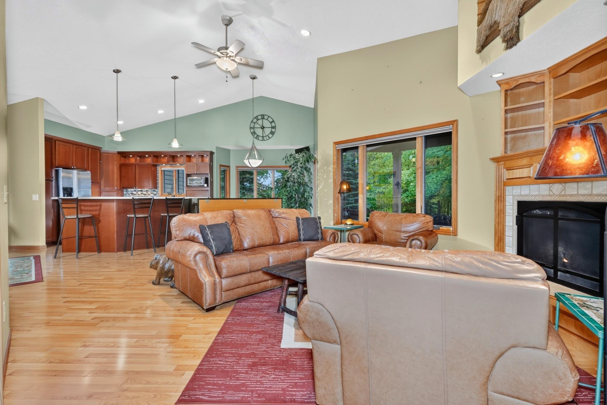 2004 single family home for sale at 119 Eagle Drive in Coleraine, MN — 4 bed, 4 bath (photo 18 of 68)