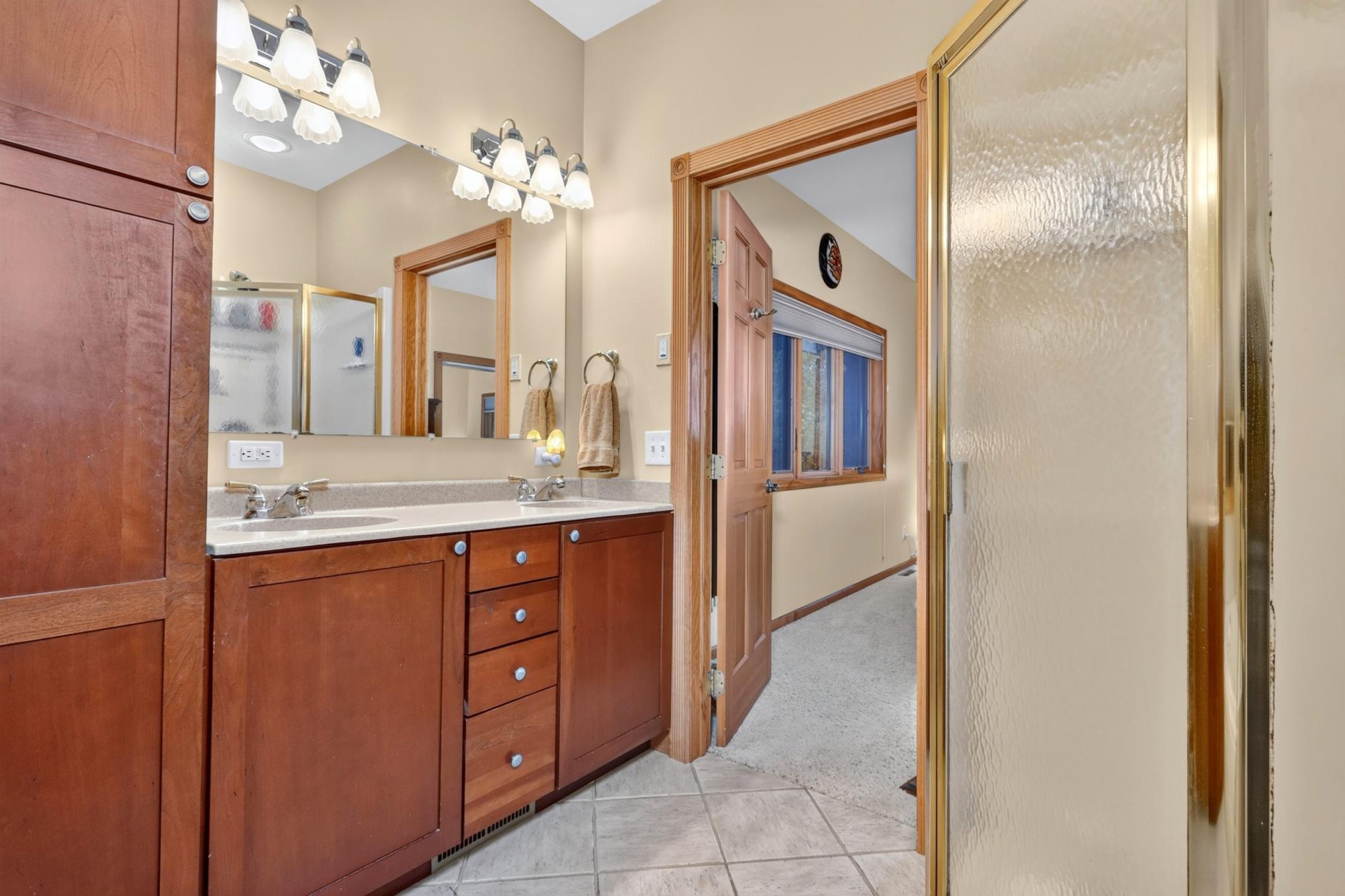 2004 single family home for sale at 119 Eagle Drive in Coleraine, MN — 4 bed, 4 bath (photo 27 of 68)