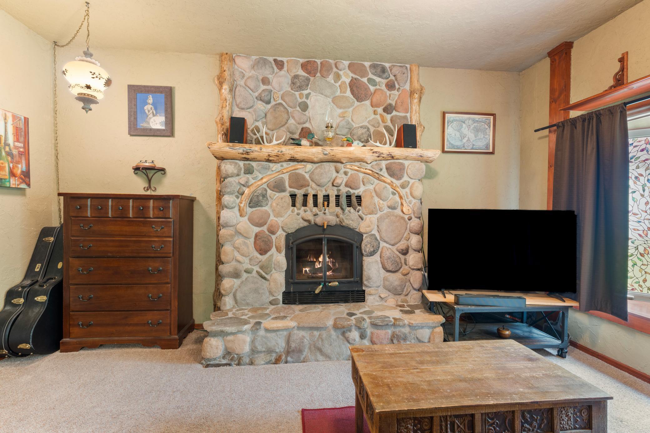 1996 single family home for sale at 7896 S Little Thunder Drive NE in Remer, MN — 2 bed, 1 bath (photo 15 of 75)