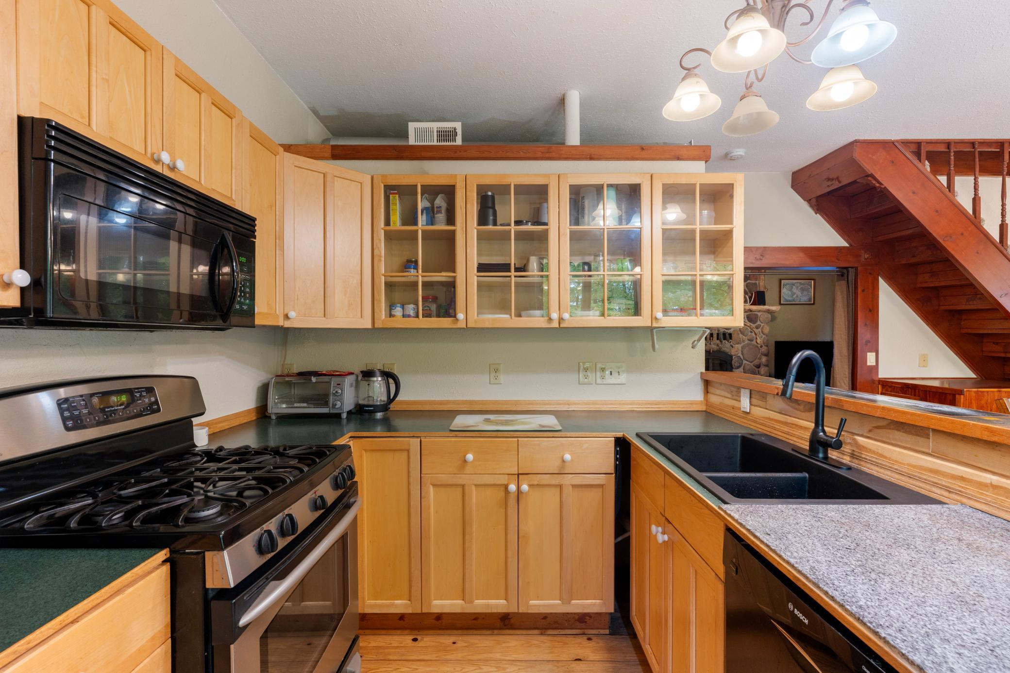 1996 single family home for sale at 7896 S Little Thunder Drive NE in Remer, MN — 2 bed, 1 bath (photo 10 of 75)