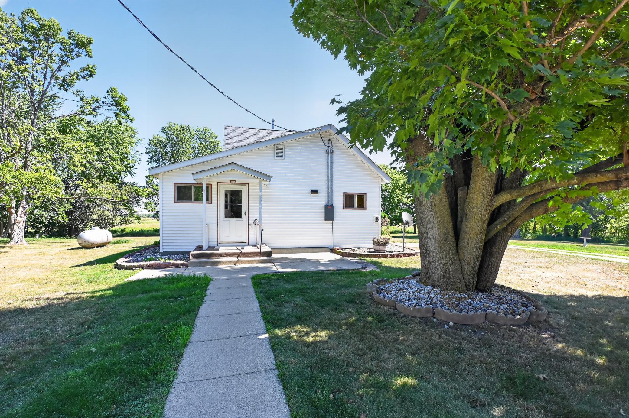1910 single family home for sale at 2668 County Road 78 SE in Osakis, MN — 3 bed, 2 bath (photo 11 of 77)