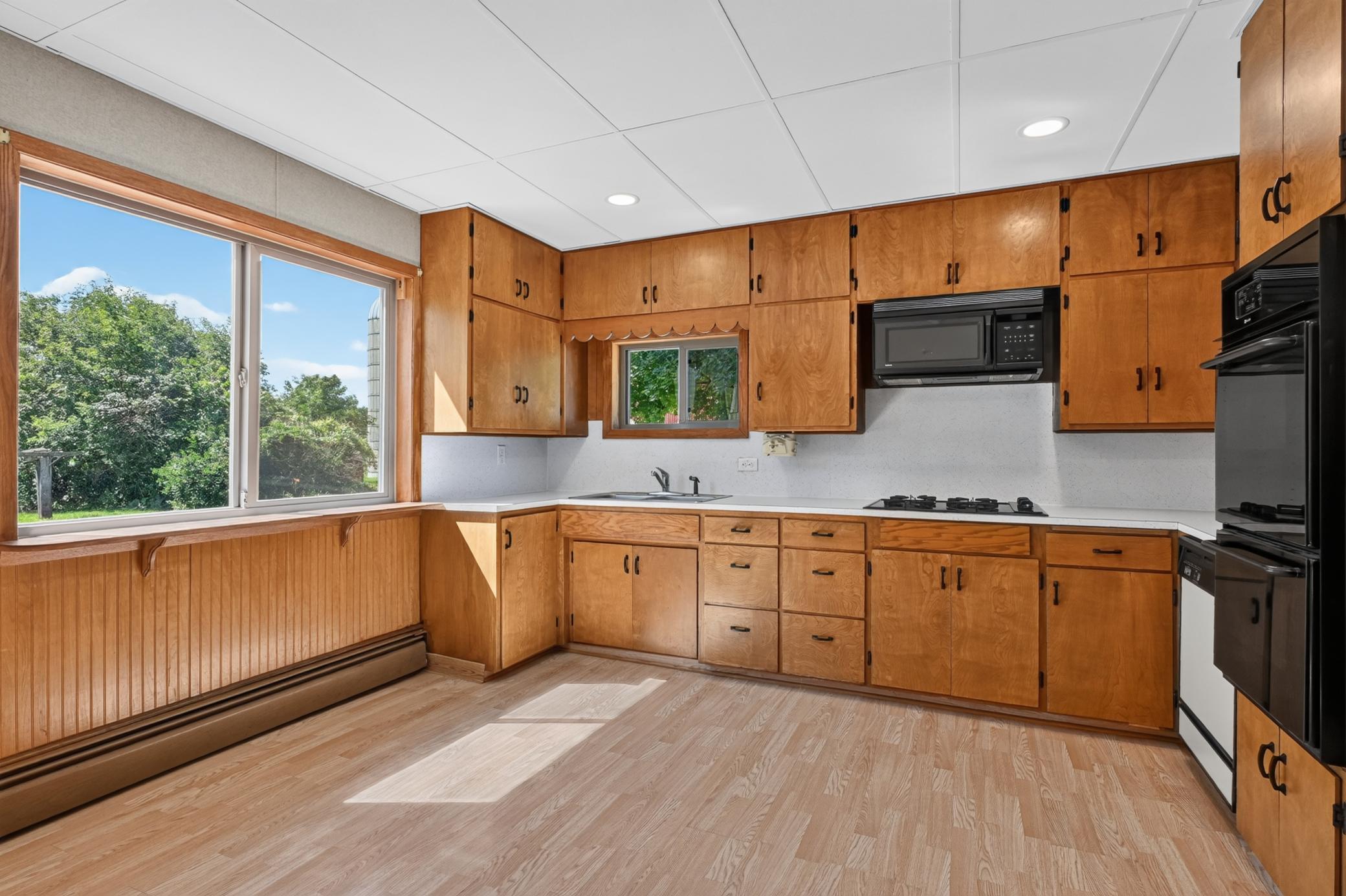 1910 single family home for sale at 2668 County Road 78 SE in Osakis, MN — 3 bed, 2 bath (photo 12 of 77)
