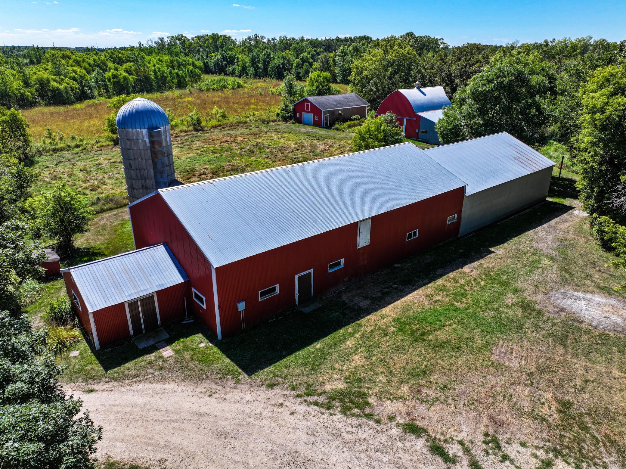 1910 single family home for sale at 2668 County Road 78 SE in Osakis, MN — 3 bed, 2 bath (photo 3 of 77)
