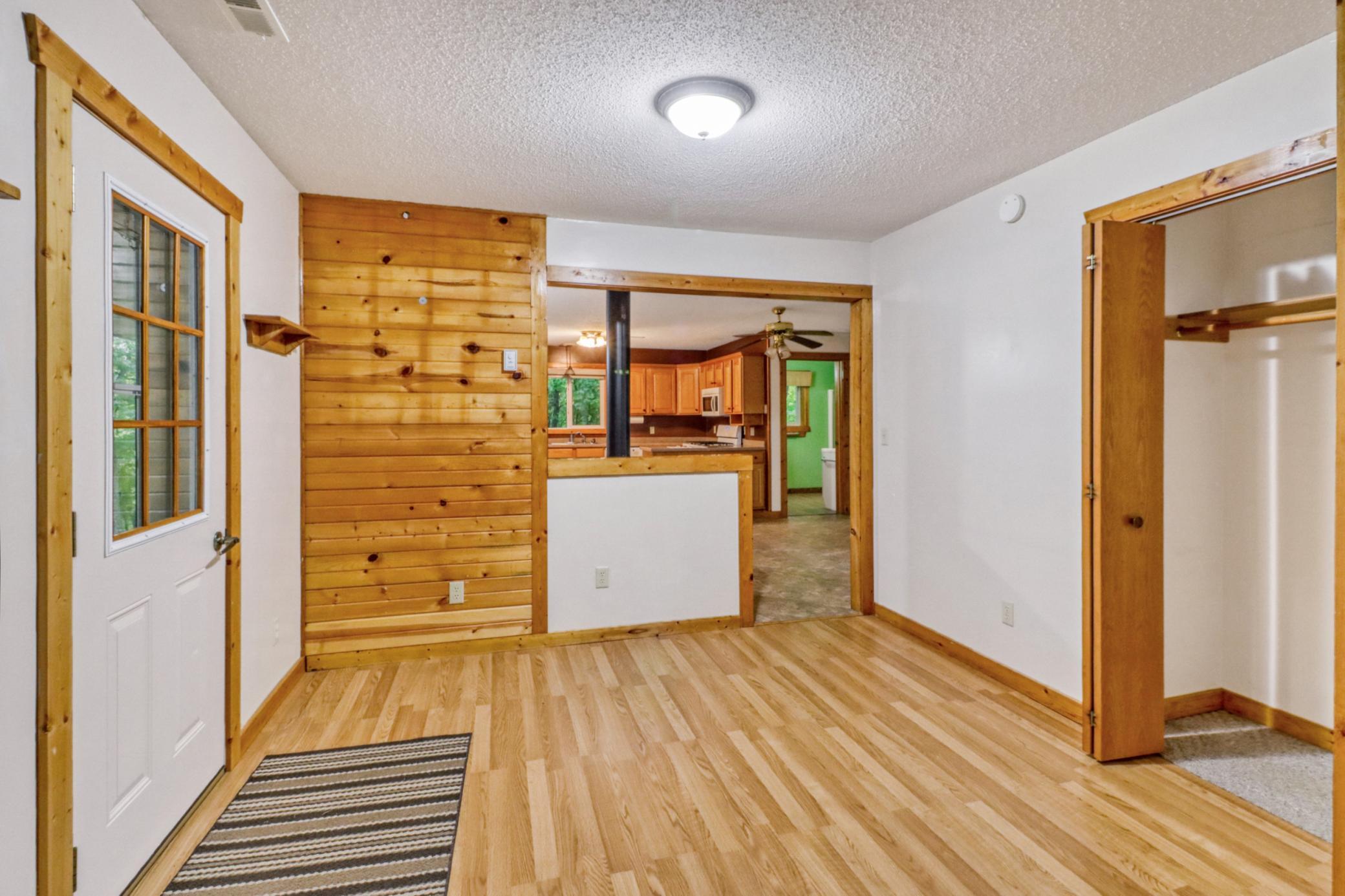 1996 single family home for sale at 46885 260th Avenue in Vergas, MN — 3 bed, 2 bath (photo 15 of 62)