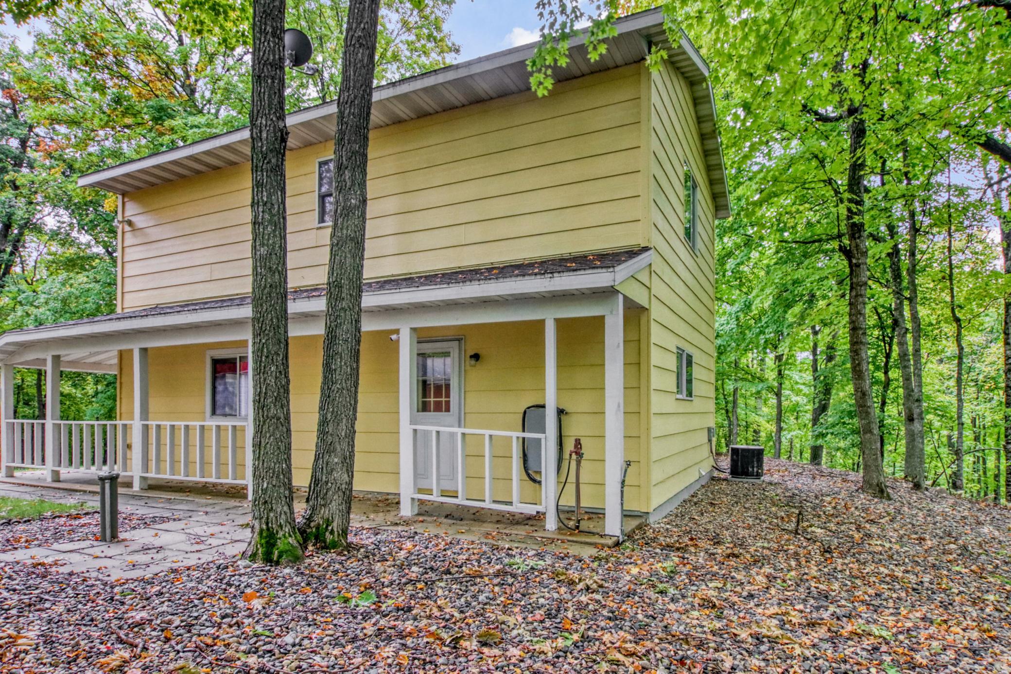 1996 single family home for sale at 46885 260th Avenue in Vergas, MN — 3 bed, 2 bath (photo 3 of 62)