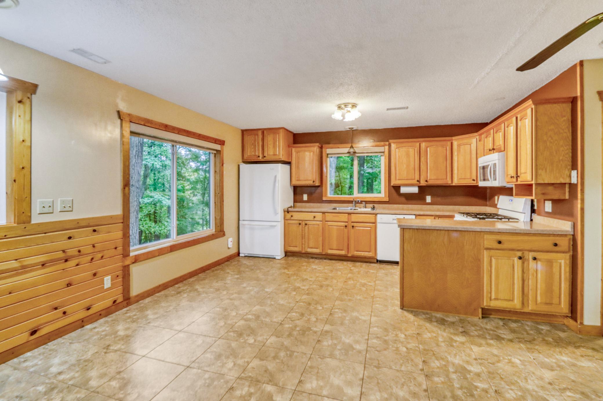 1996 single family home for sale at 46885 260th Avenue in Vergas, MN — 3 bed, 2 bath (photo 22 of 62)