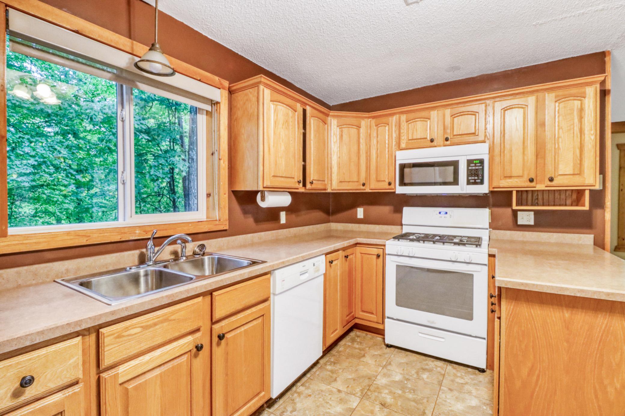 1996 single family home for sale at 46885 260th Avenue in Vergas, MN — 3 bed, 2 bath (photo 26 of 62)
