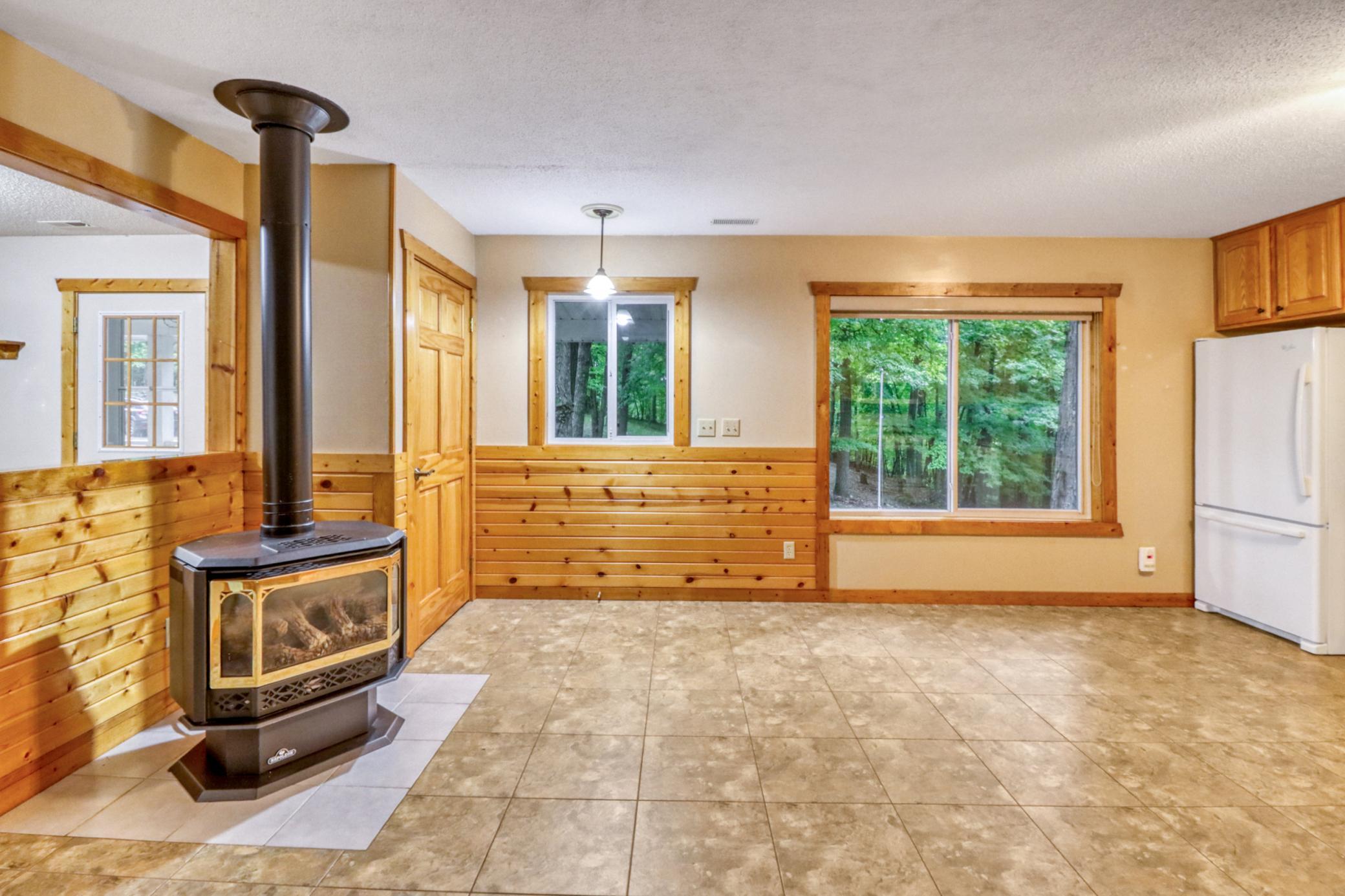 1996 single family home for sale at 46885 260th Avenue in Vergas, MN — 3 bed, 2 bath (photo 28 of 62)
