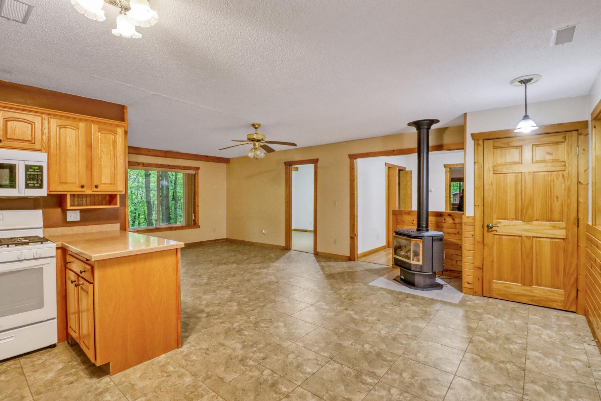 1996 single family home for sale at 46885 260th Avenue in Vergas, MN — 3 bed, 2 bath (photo 30 of 62)