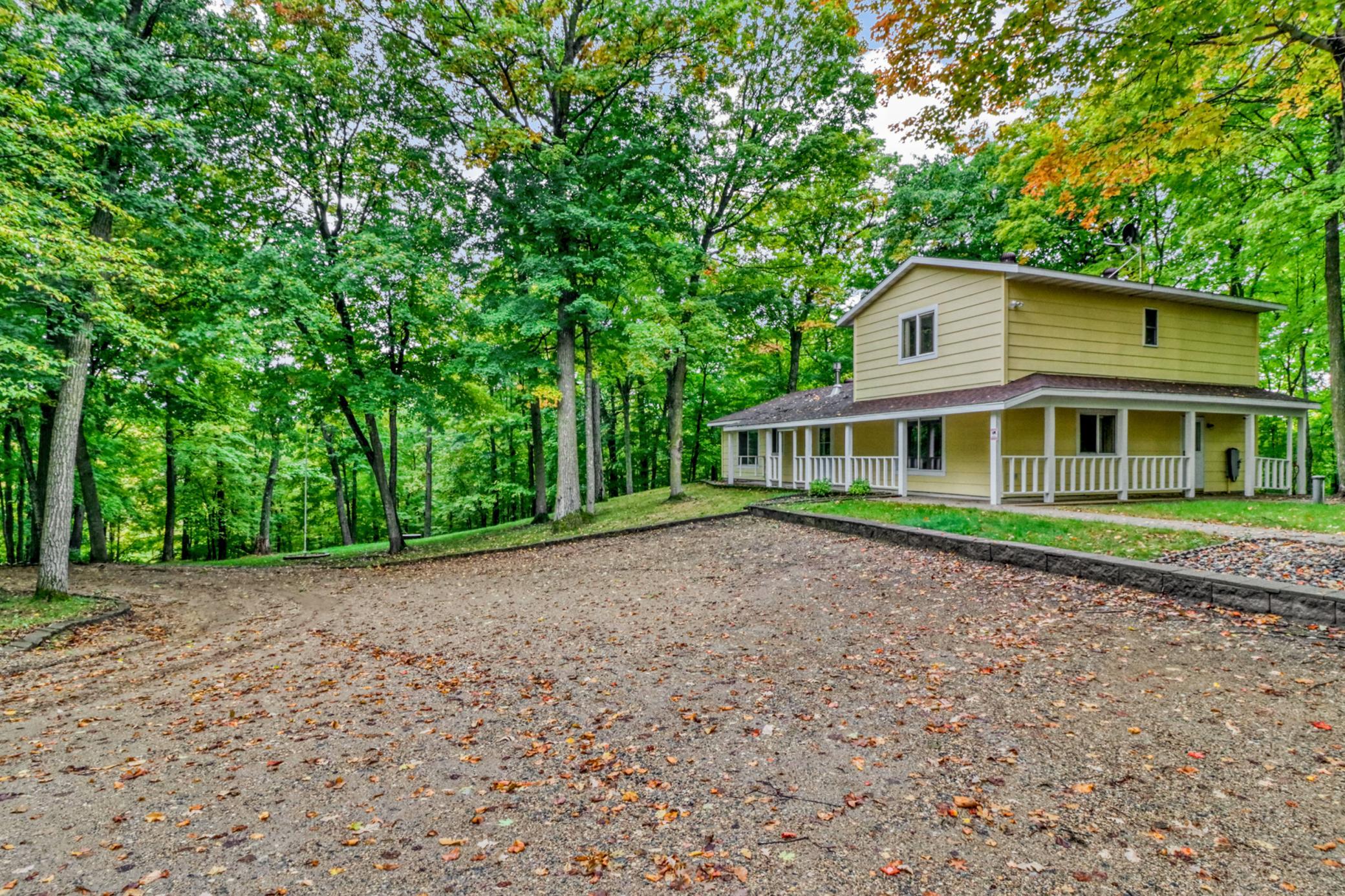 1996 single family home for sale at 46885 260th Avenue in Vergas, MN — 3 bed, 2 bath (photo 4 of 62)