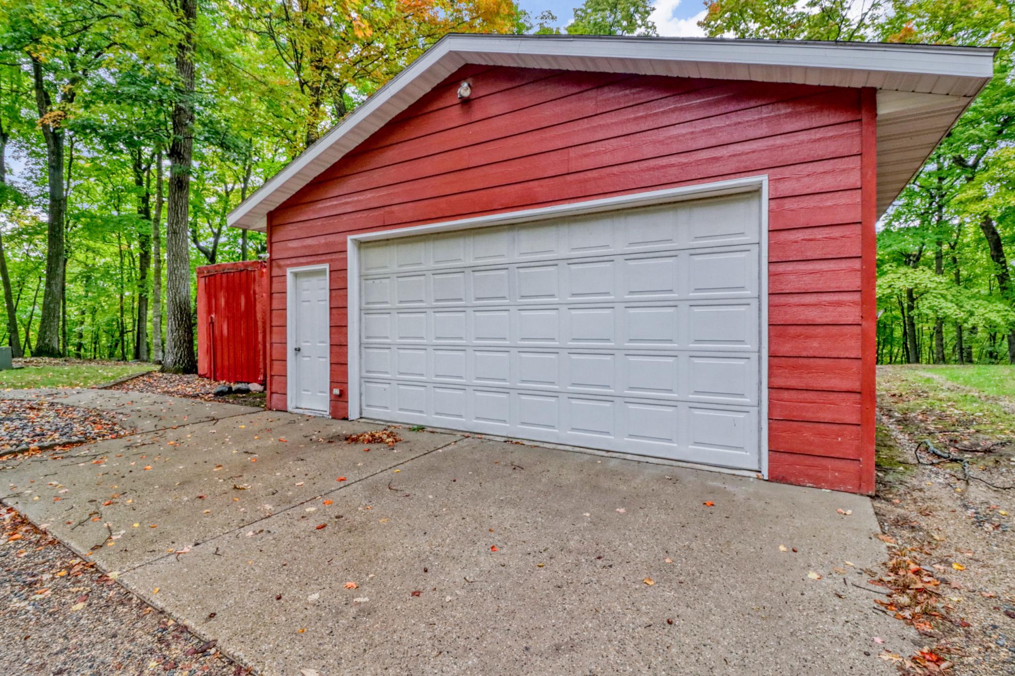 1996 single family home for sale at 46885 260th Avenue in Vergas, MN — 3 bed, 2 bath (photo 49 of 62)