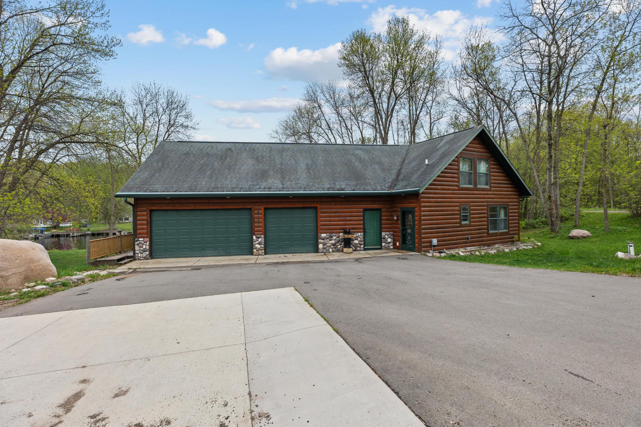 2005 single family home for sale at 6454 Flying Jib in Garrison, MN — 5 bed, 3 bath (photo 16 of 47)