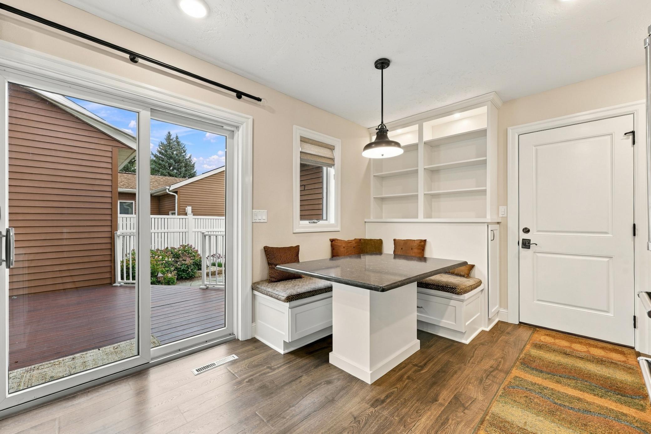 1984 townhouse for sale at 3307 W Prairiewood Drive S in Fargo, ND — 3 bed, 3 bath (photo 12 of 50)