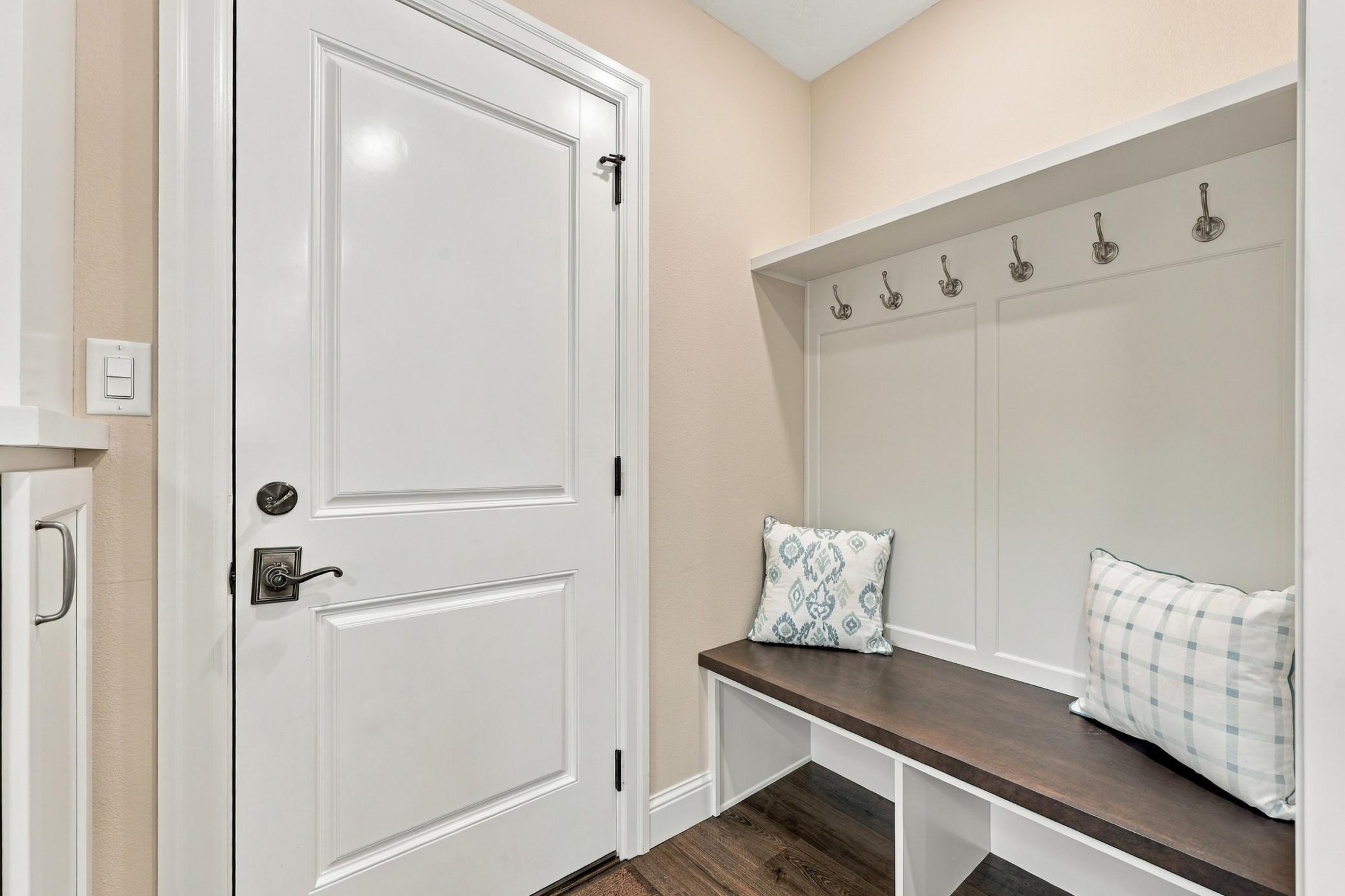 1984 townhouse for sale at 3307 W Prairiewood Drive S in Fargo, ND — 3 bed, 3 bath (photo 15 of 50)