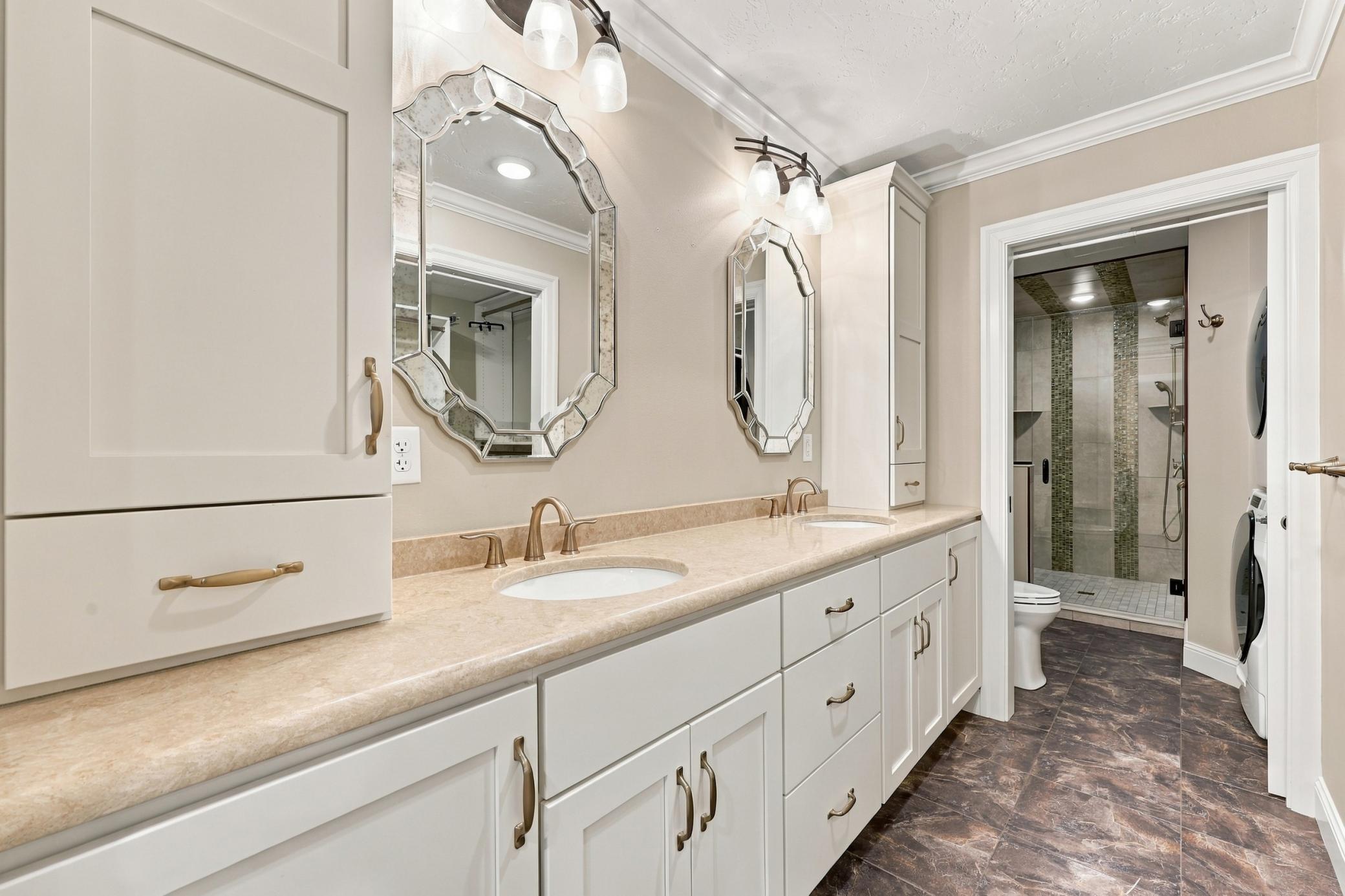 1984 townhouse for sale at 3307 W Prairiewood Drive S in Fargo, ND — 3 bed, 3 bath (photo 17 of 50)