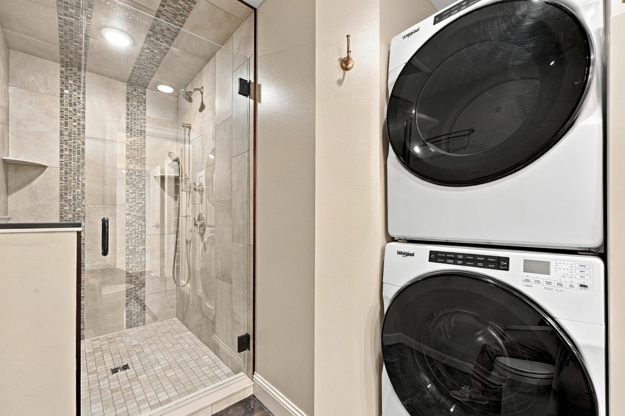 1984 townhouse for sale at 3307 W Prairiewood Drive S in Fargo, ND — 3 bed, 3 bath (photo 18 of 50)