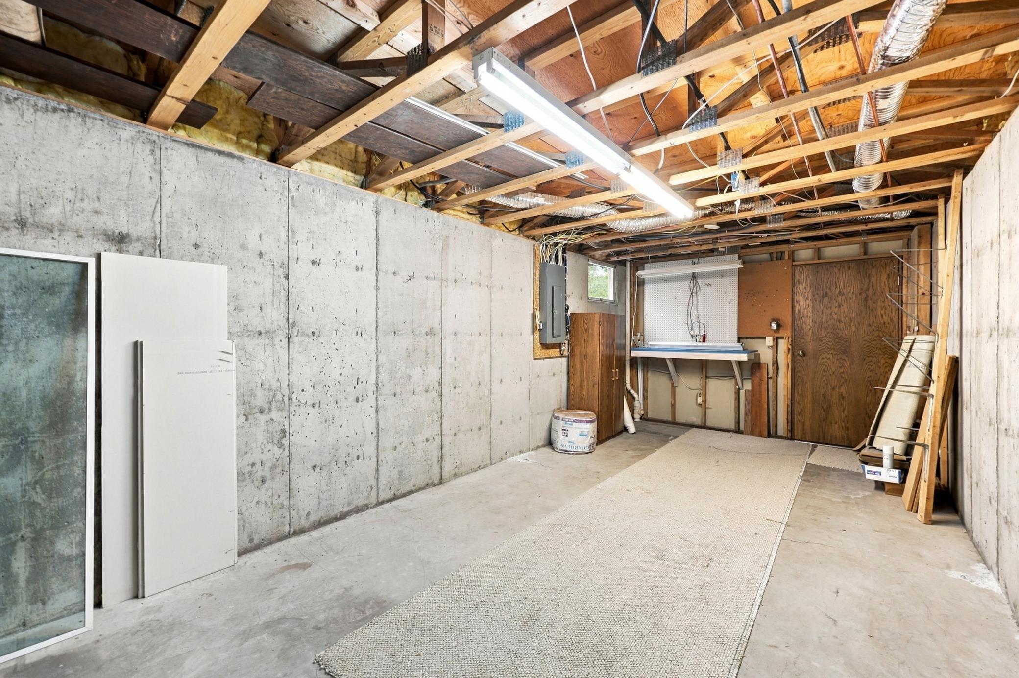 1984 townhouse for sale at 3307 W Prairiewood Drive S in Fargo, ND — 3 bed, 3 bath (photo 33 of 50)