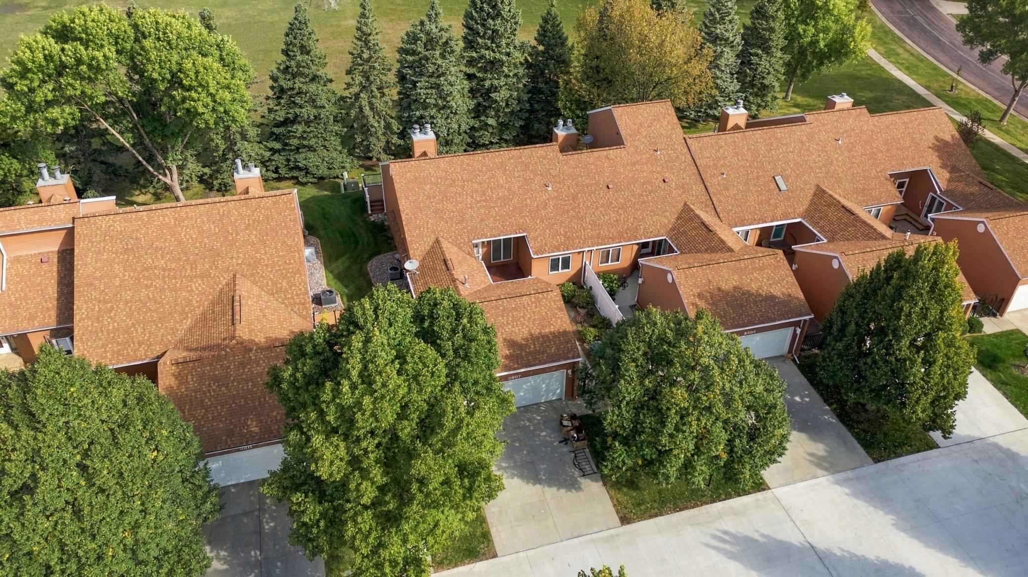 1984 townhouse for sale at 3307 W Prairiewood Drive S in Fargo, ND — 3 bed, 3 bath (photo 40 of 50)