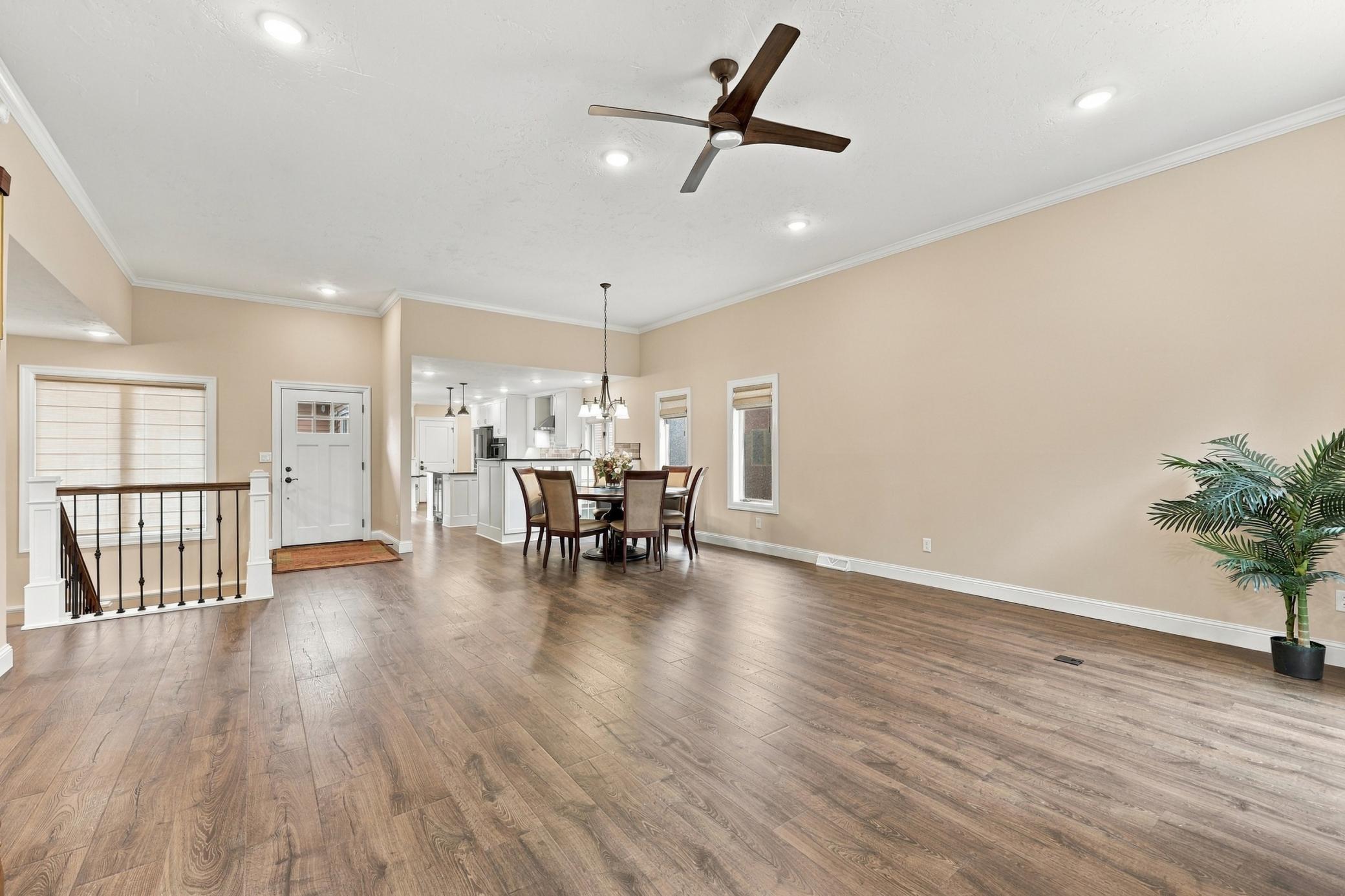1984 townhouse for sale at 3307 W Prairiewood Drive S in Fargo, ND — 3 bed, 3 bath (photo 9 of 50)