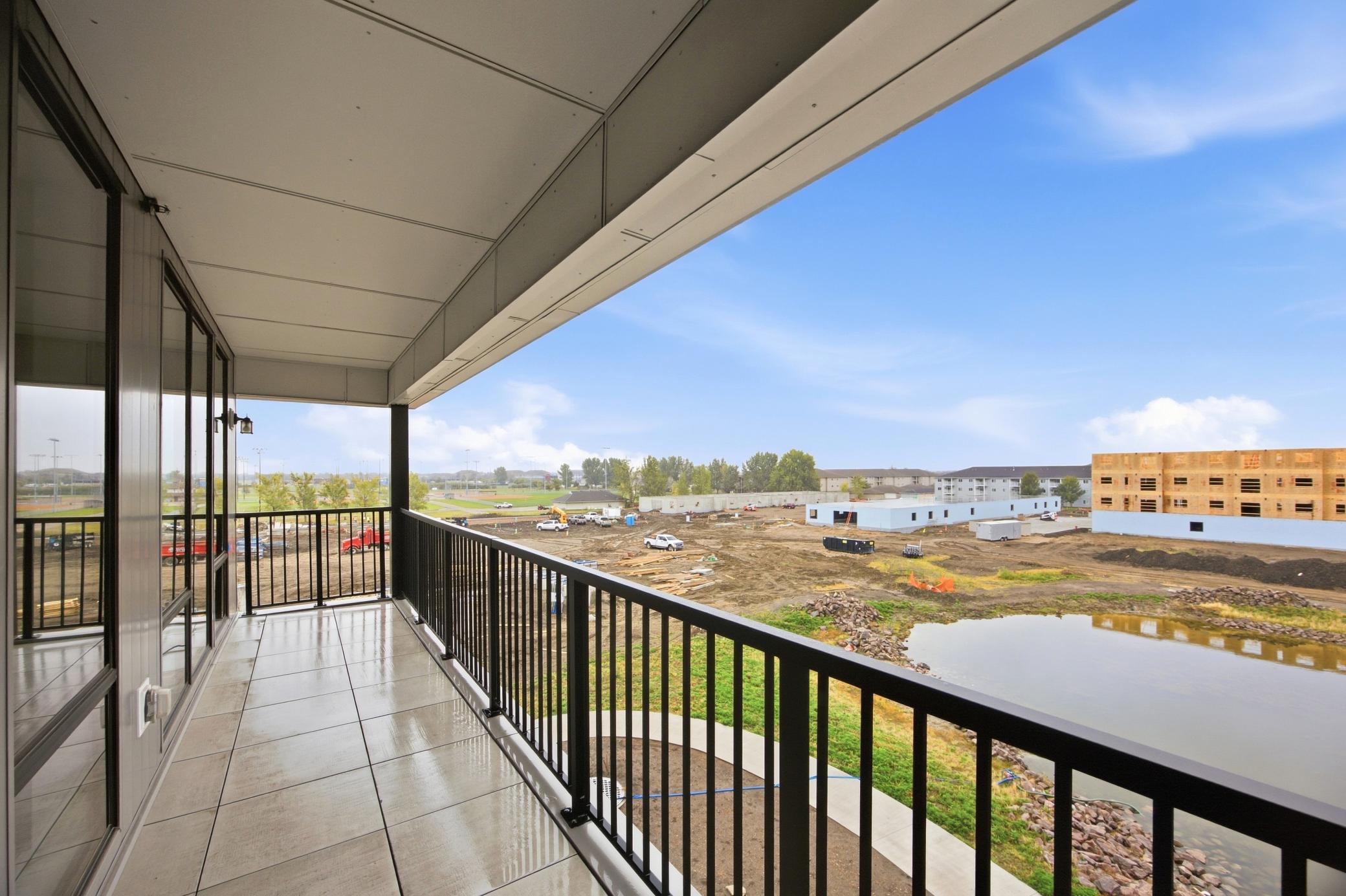 2024 condo for sale at 4470 24th Avenue S, Unit 305 in Fargo, ND — 2 bed, 2 bath (photo 13 of 27)