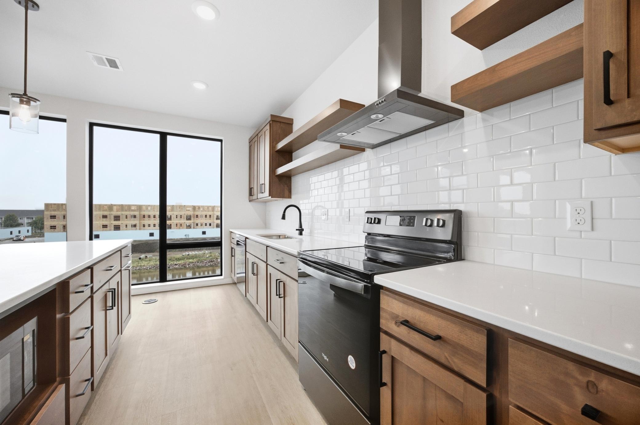2024 condo for sale at 4470 24th Avenue S, Unit 305 in Fargo, ND — 2 bed, 2 bath (photo 18 of 27)
