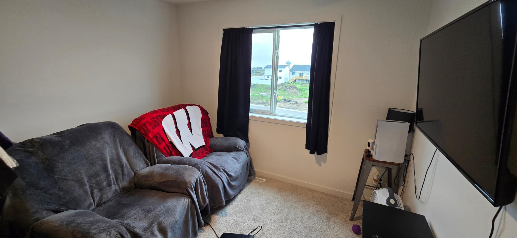 2025 single family home for sale at 2316 37th Avenue S in Moorhead, MN — 4 bed, 3 bath (photo 21 of 42)