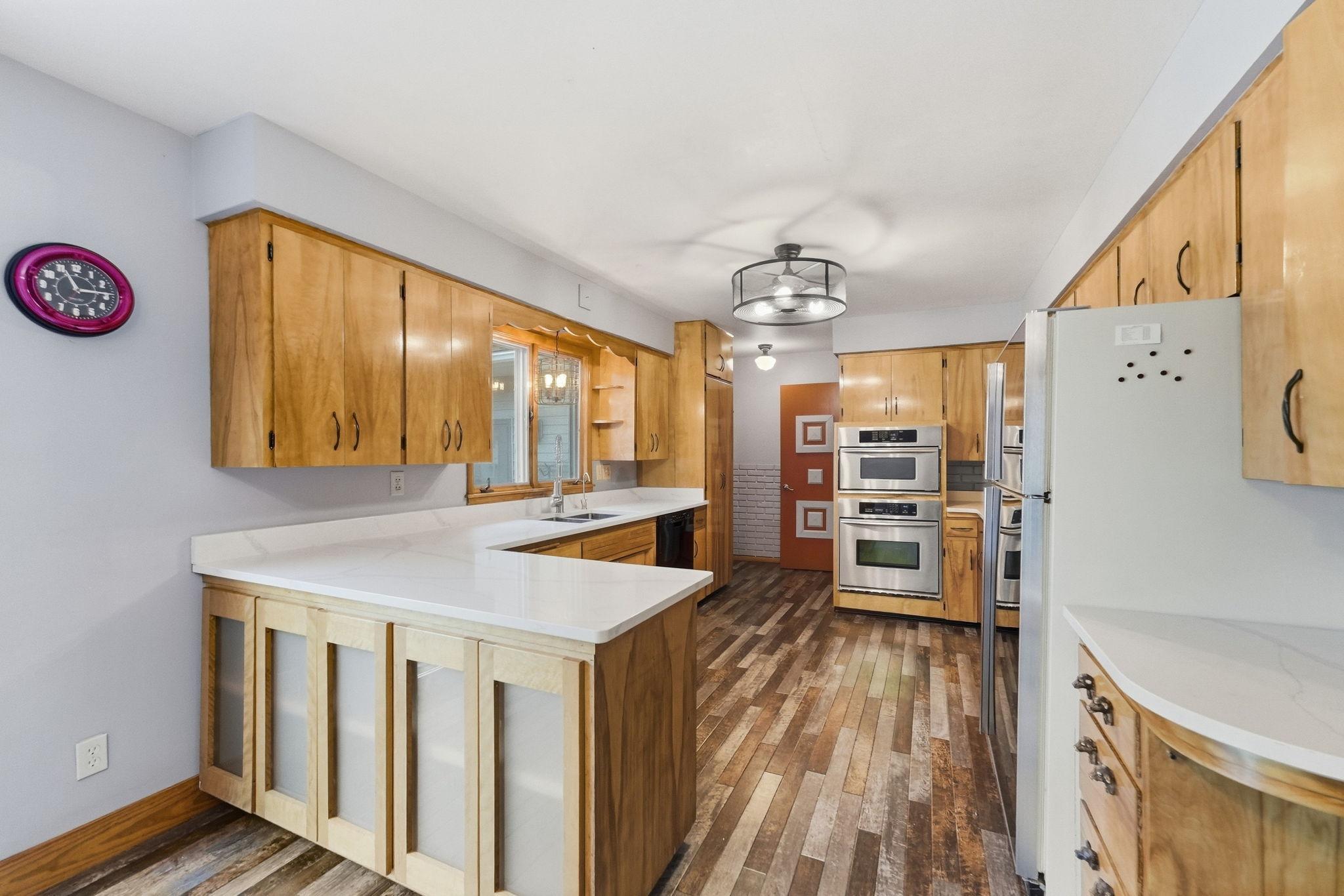 1963 single family home for sale at 804 Cardinal Lane SW in Alexandria, MN — 4 bed, 2 bath (photo 11 of 44)