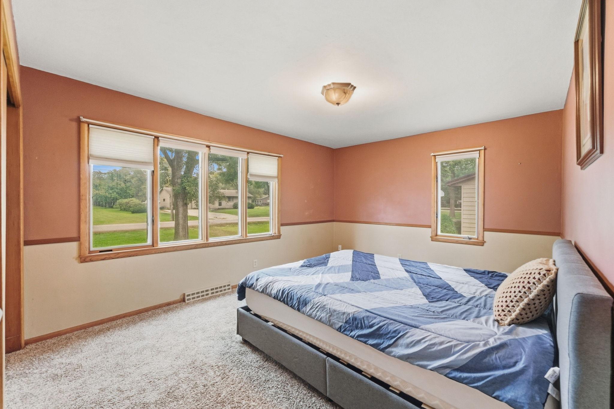 1963 single family home for sale at 804 Cardinal Lane SW in Alexandria, MN — 4 bed, 2 bath (photo 15 of 44)