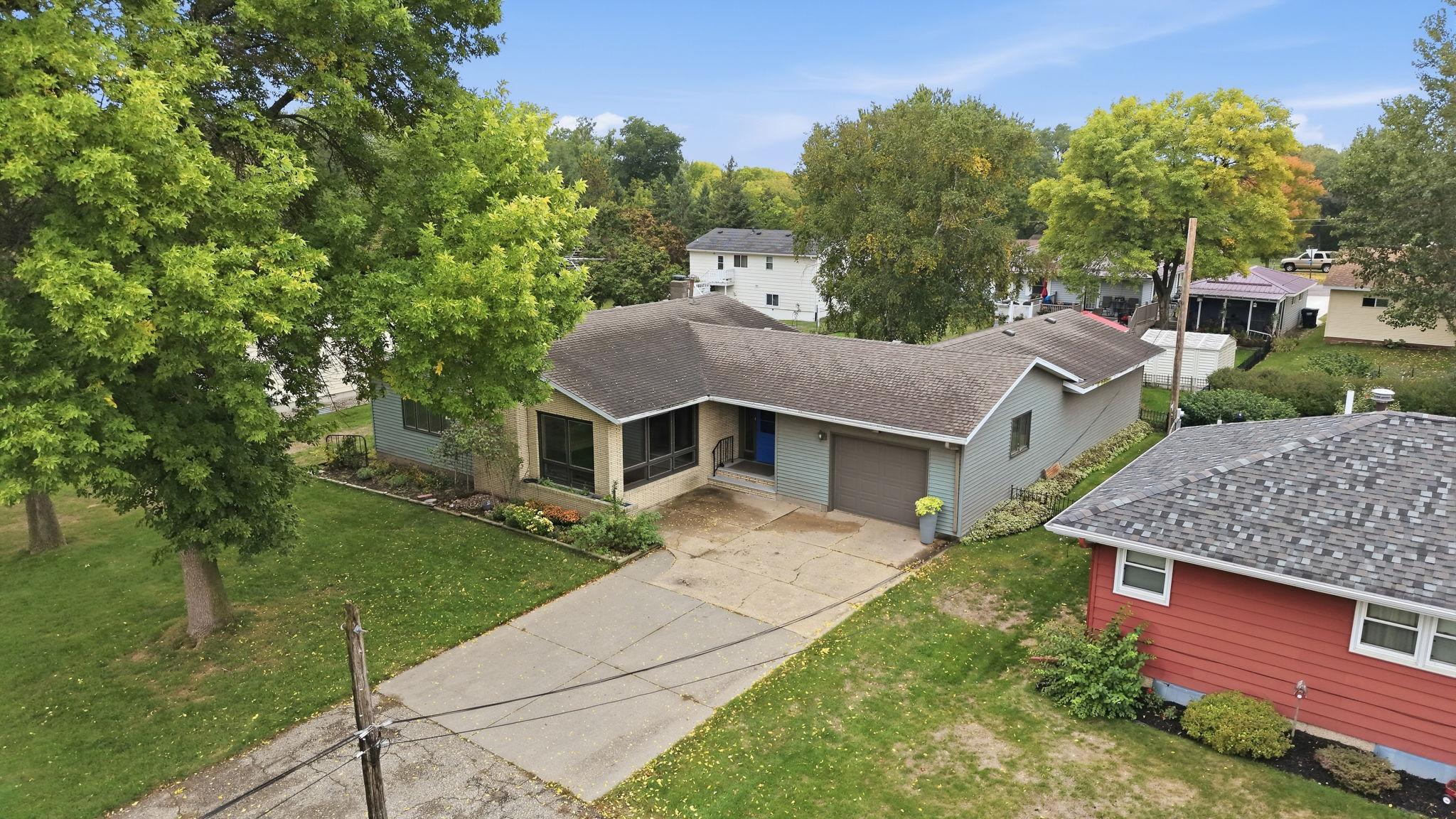 1963 single family home for sale at 804 Cardinal Lane SW in Alexandria, MN — 4 bed, 2 bath (photo 36 of 44)
