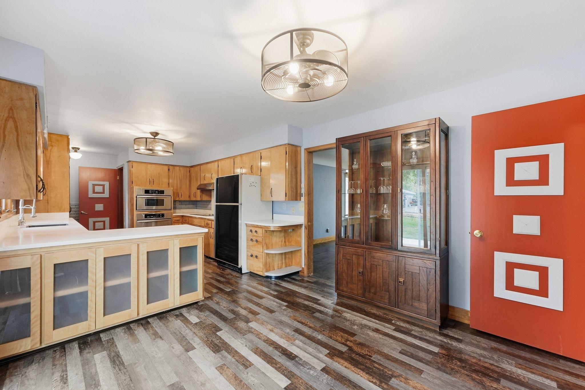 1963 single family home for sale at 804 Cardinal Lane SW in Alexandria, MN — 4 bed, 2 bath (photo 9 of 44)