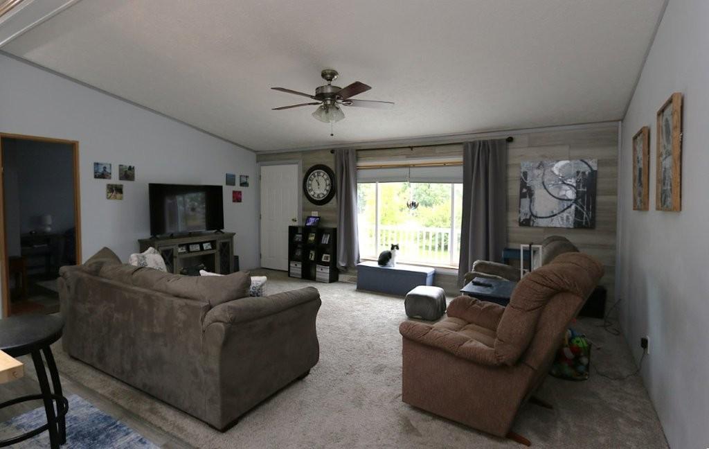 2001 single family home for sale at 53745 440th Street in New York Mills, MN — 3 bed, 2 bath (photo 5 of 23)