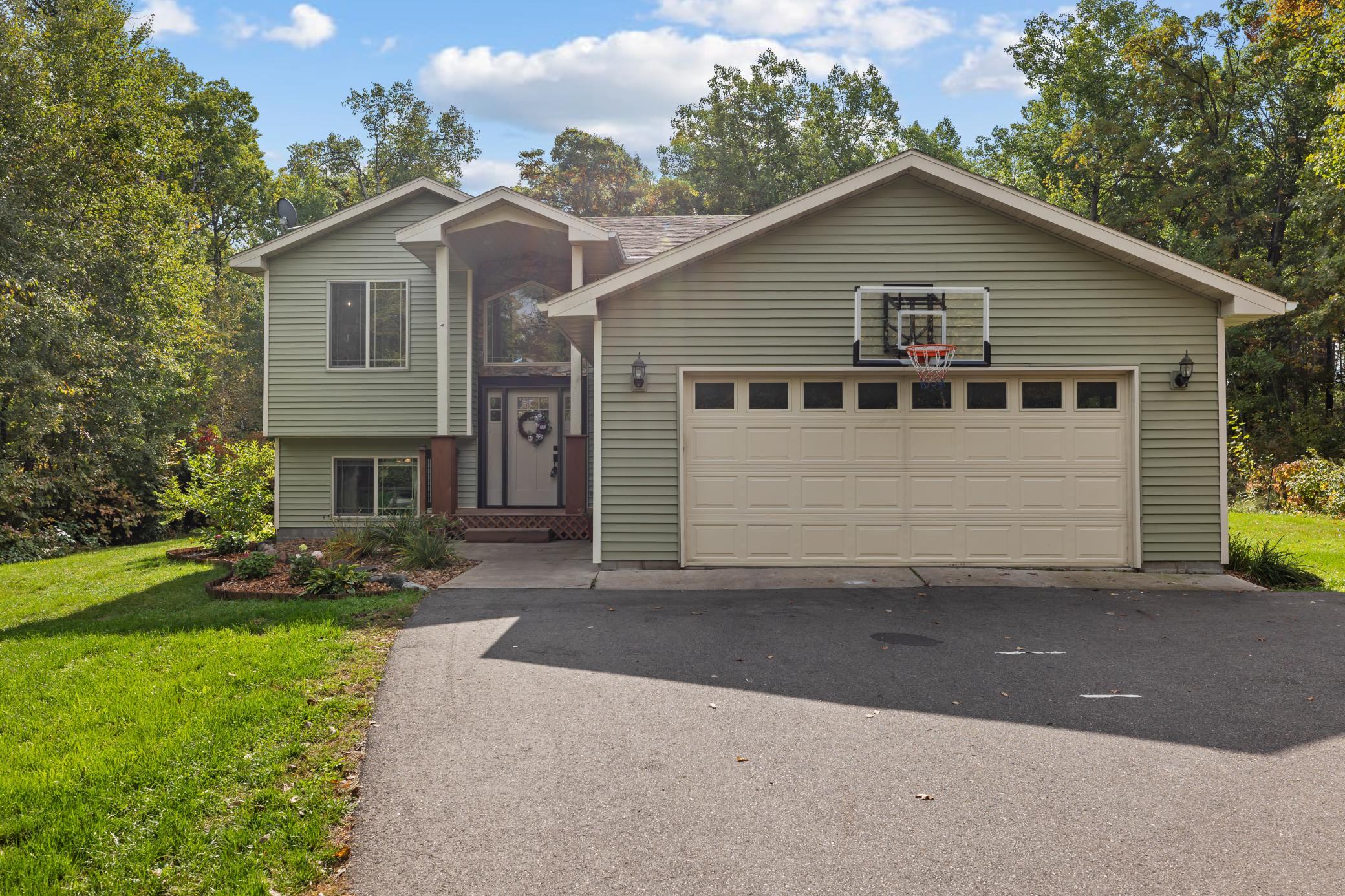 2006 single family home for sale at 3887 Ackerman Trail in Pequot Lakes, MN — 4 bed, 2 bath (photo 3 of 39)