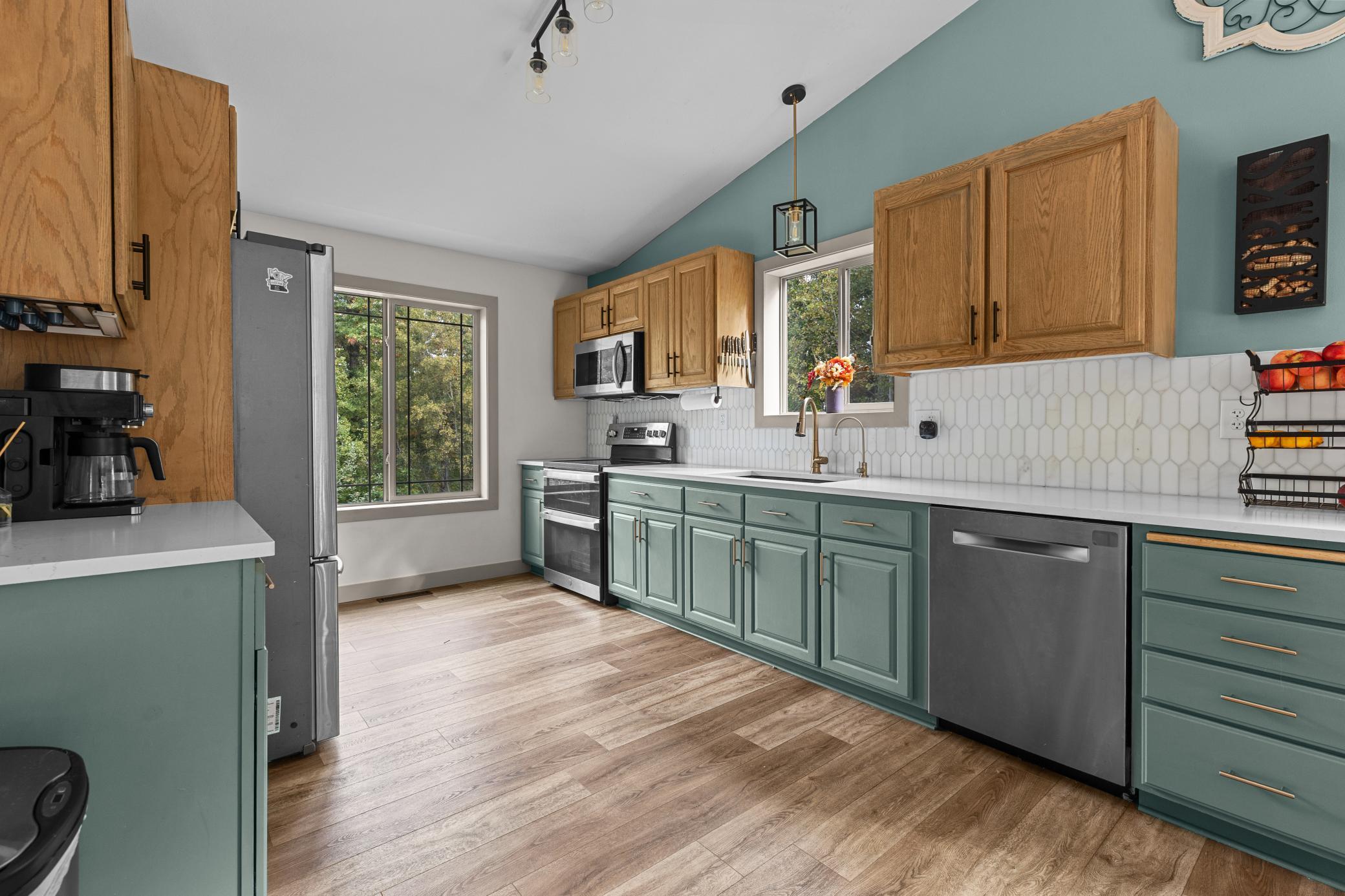 2006 single family home for sale at 3887 Ackerman Trail in Pequot Lakes, MN — 4 bed, 2 bath (photo 6 of 39)