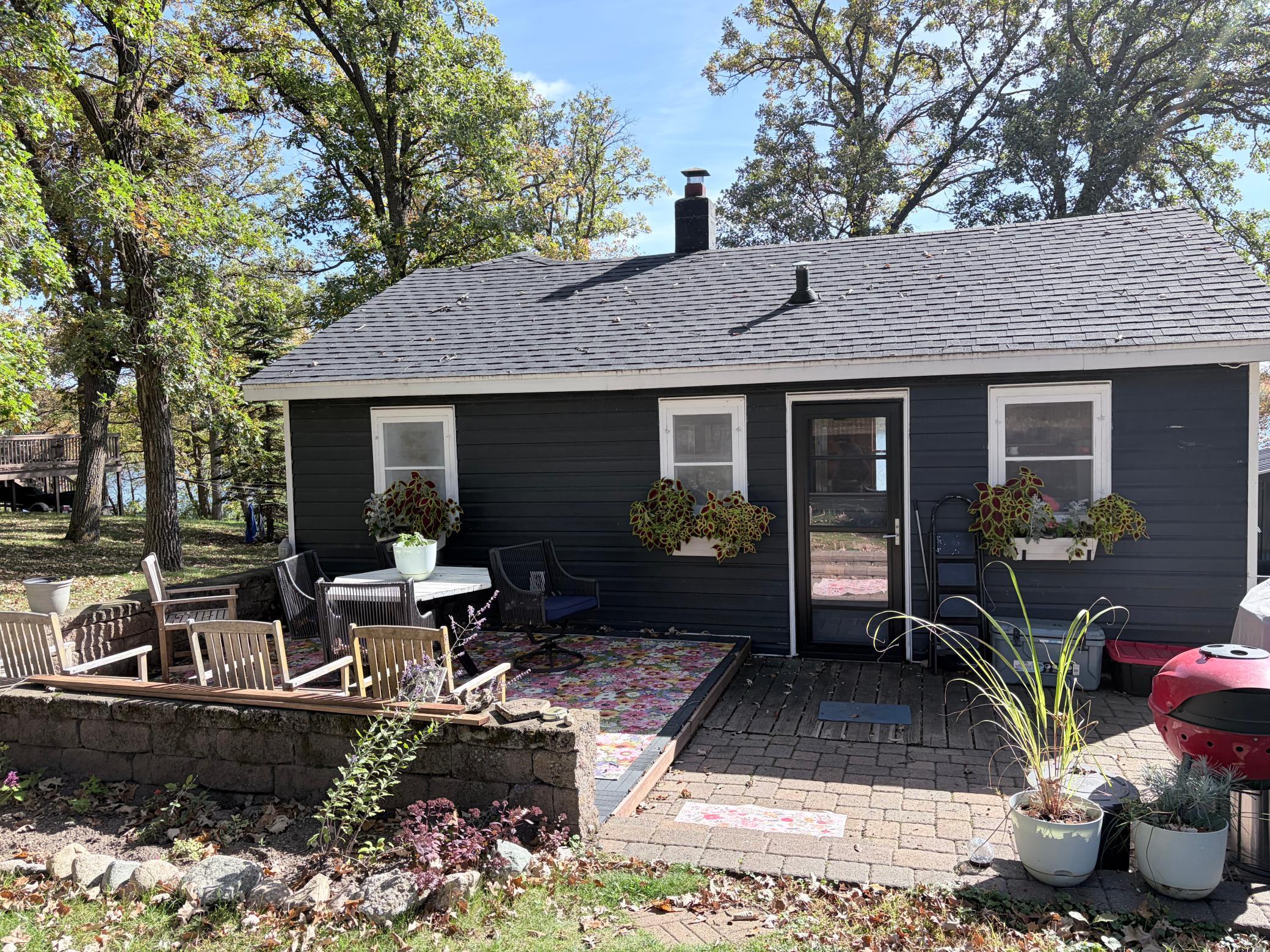 1971 single family home for sale at 23633 Bergquist Lane in Detroit Lakes, MN — 3 bed, 2 bath (photo 2 of 49)